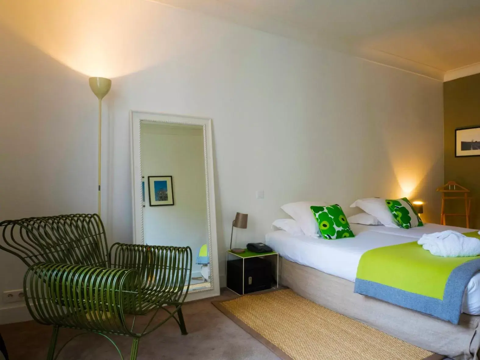 Photo of the whole room, Bed in Hôtel Arvor Saint Georges