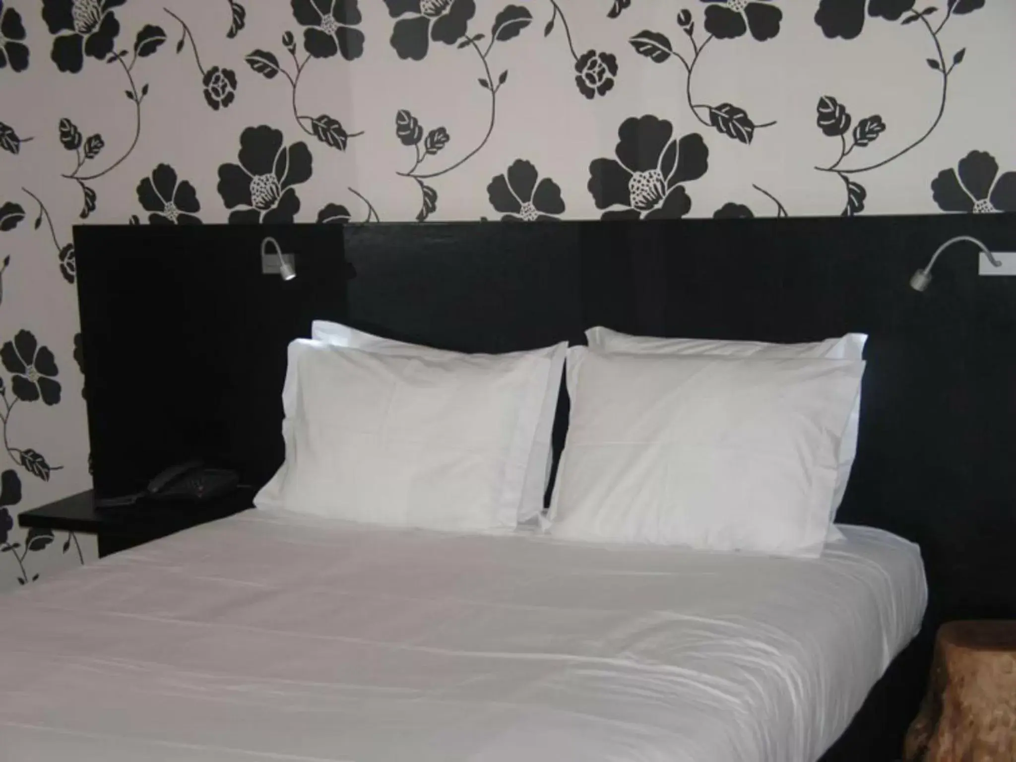 Bed in Funchal Design Hotel Bed in Funchal Design Hotel