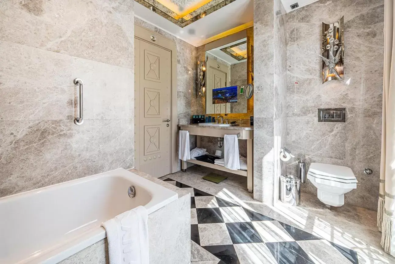 Bathroom in Wyndham Grand Istanbul Kalamış Marina Hotel