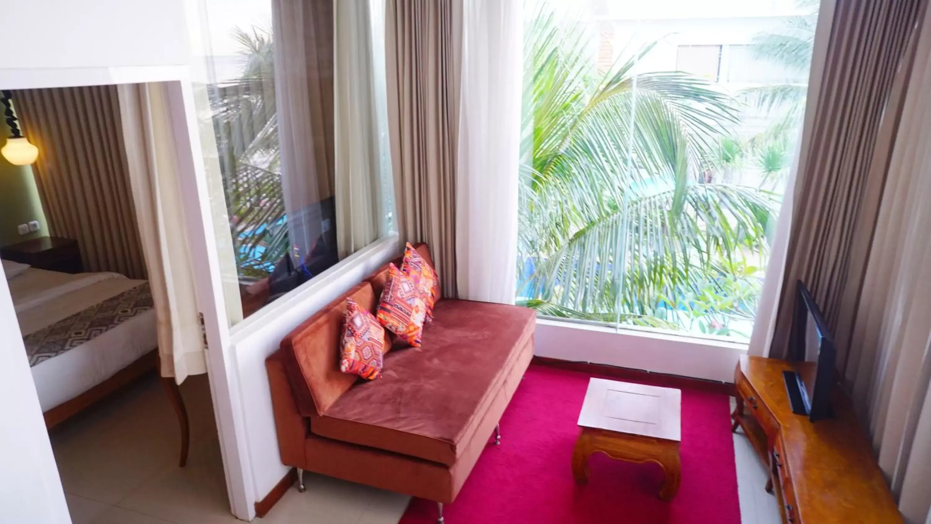 Living room, Seating Area in Ocean View Residence