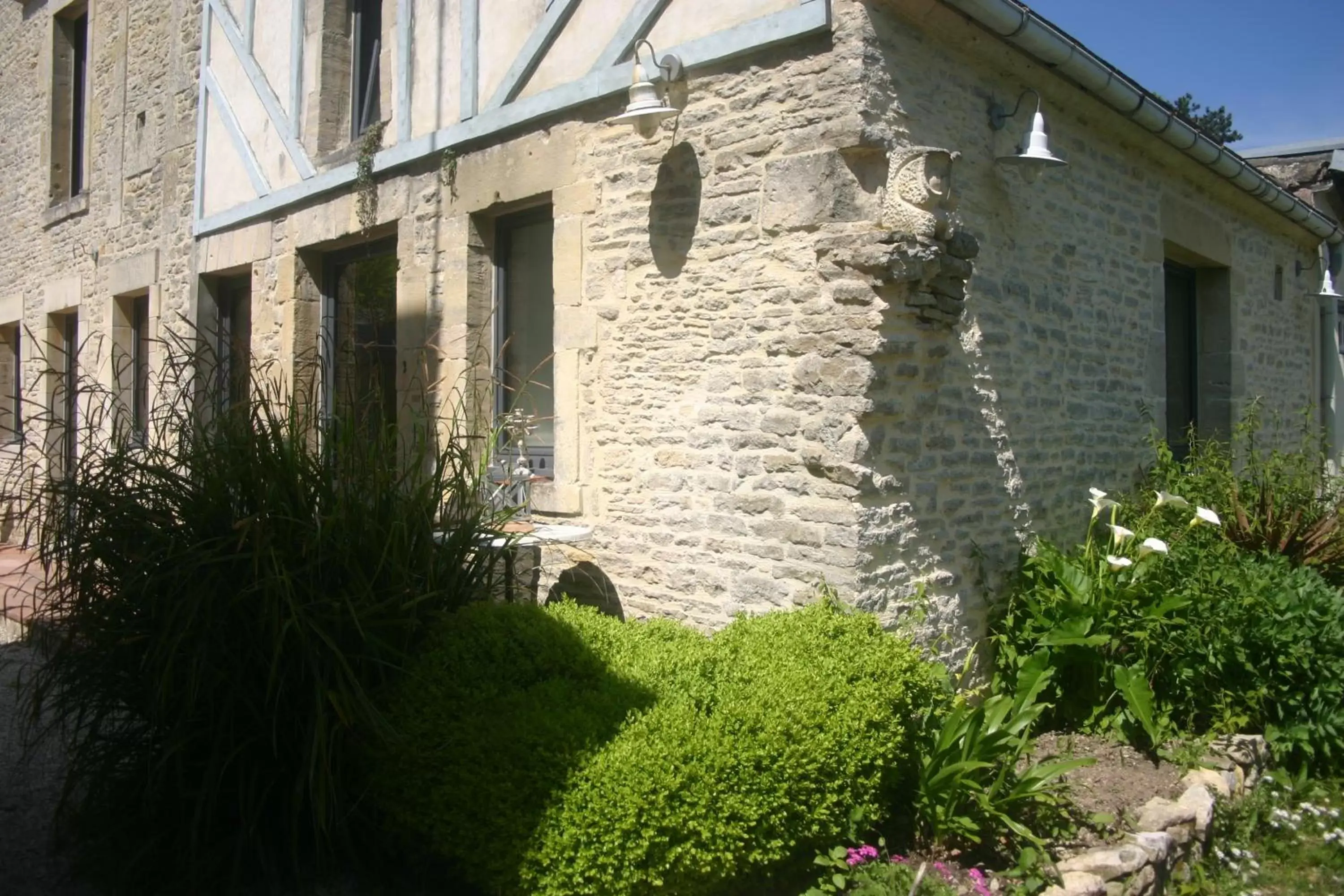 Facade/entrance, Property Building in Le mas Normand