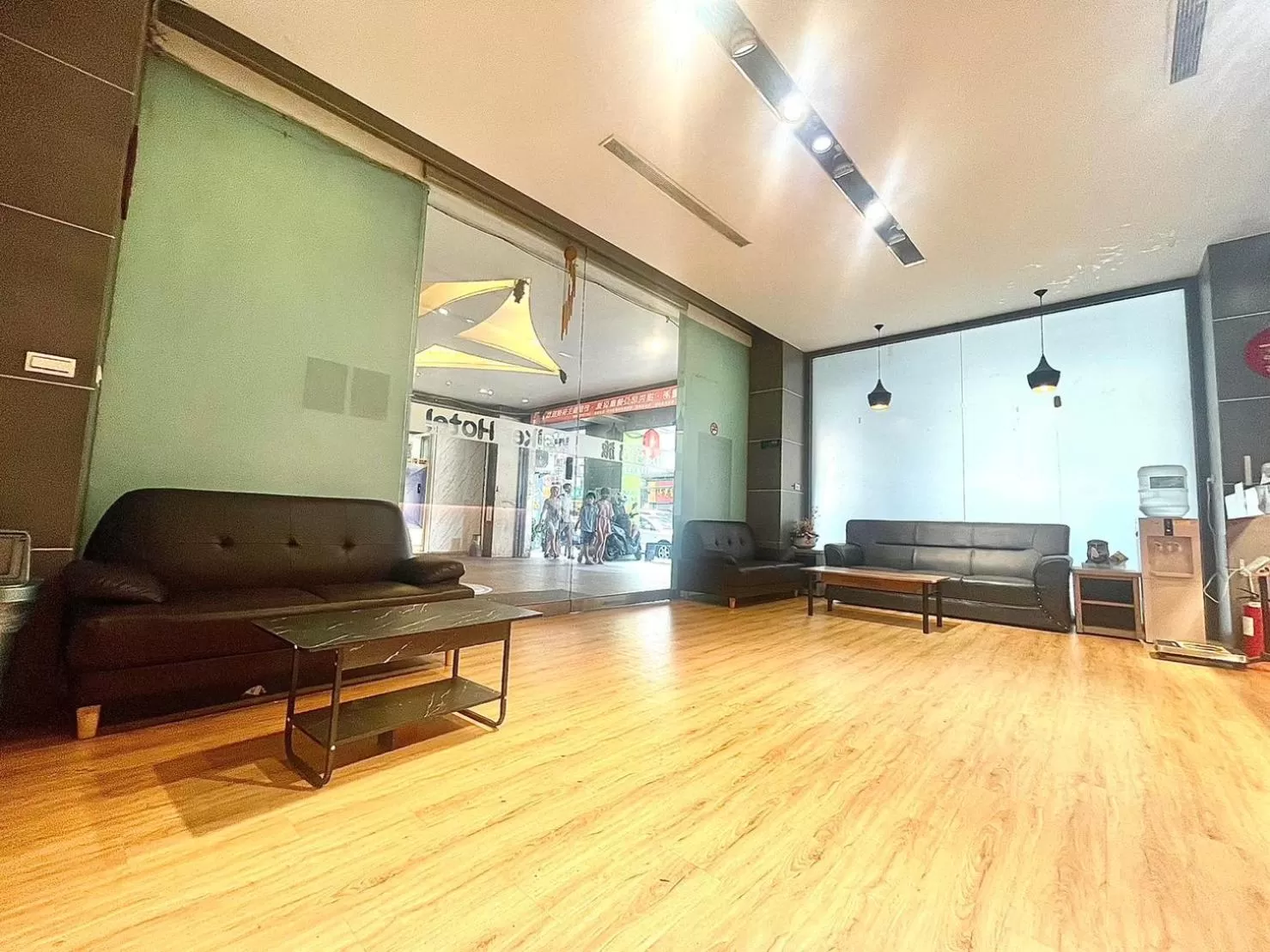 Property building in Walker Hotel - Zhengyi