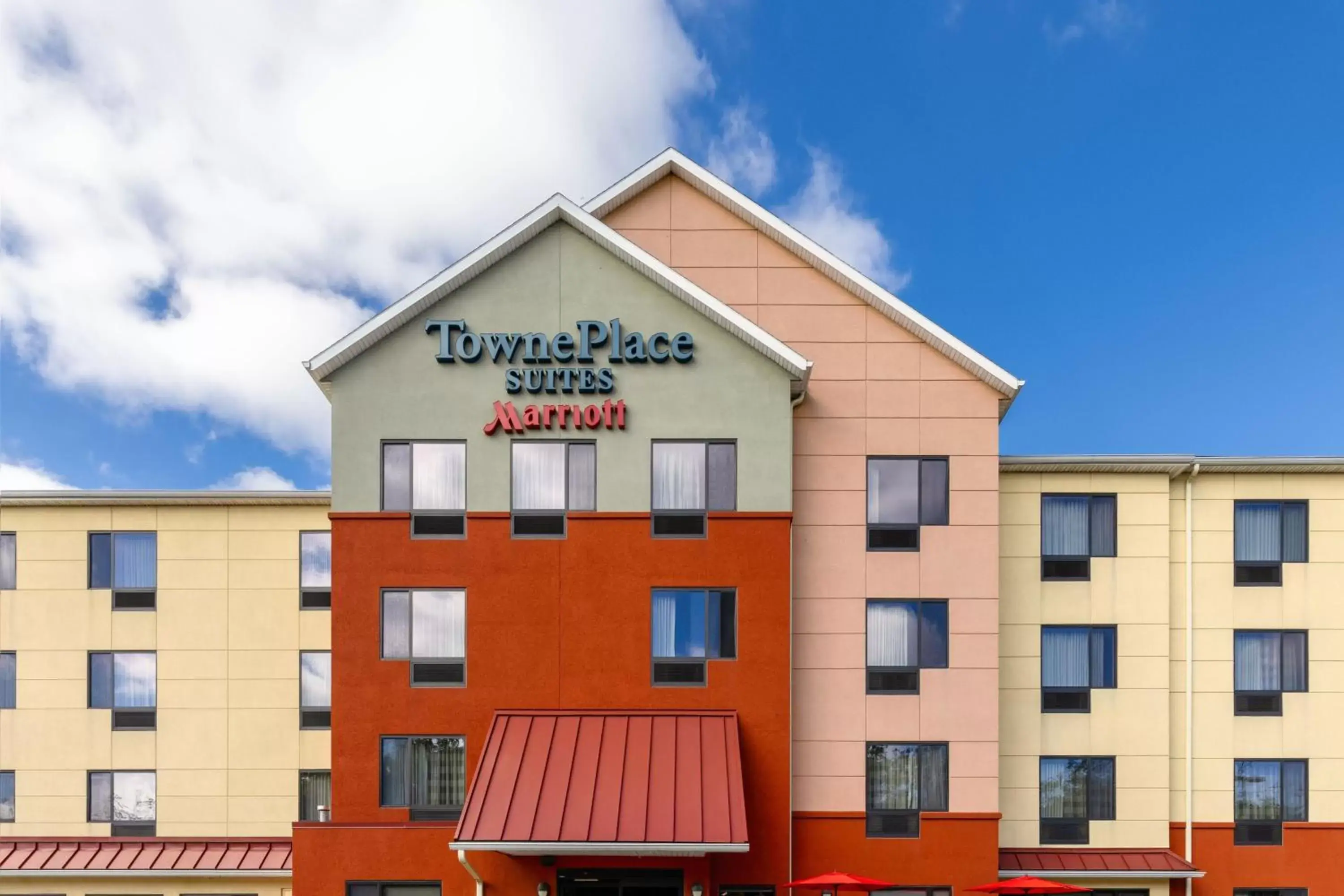 Property Building in TownePlace Suites by Marriott York