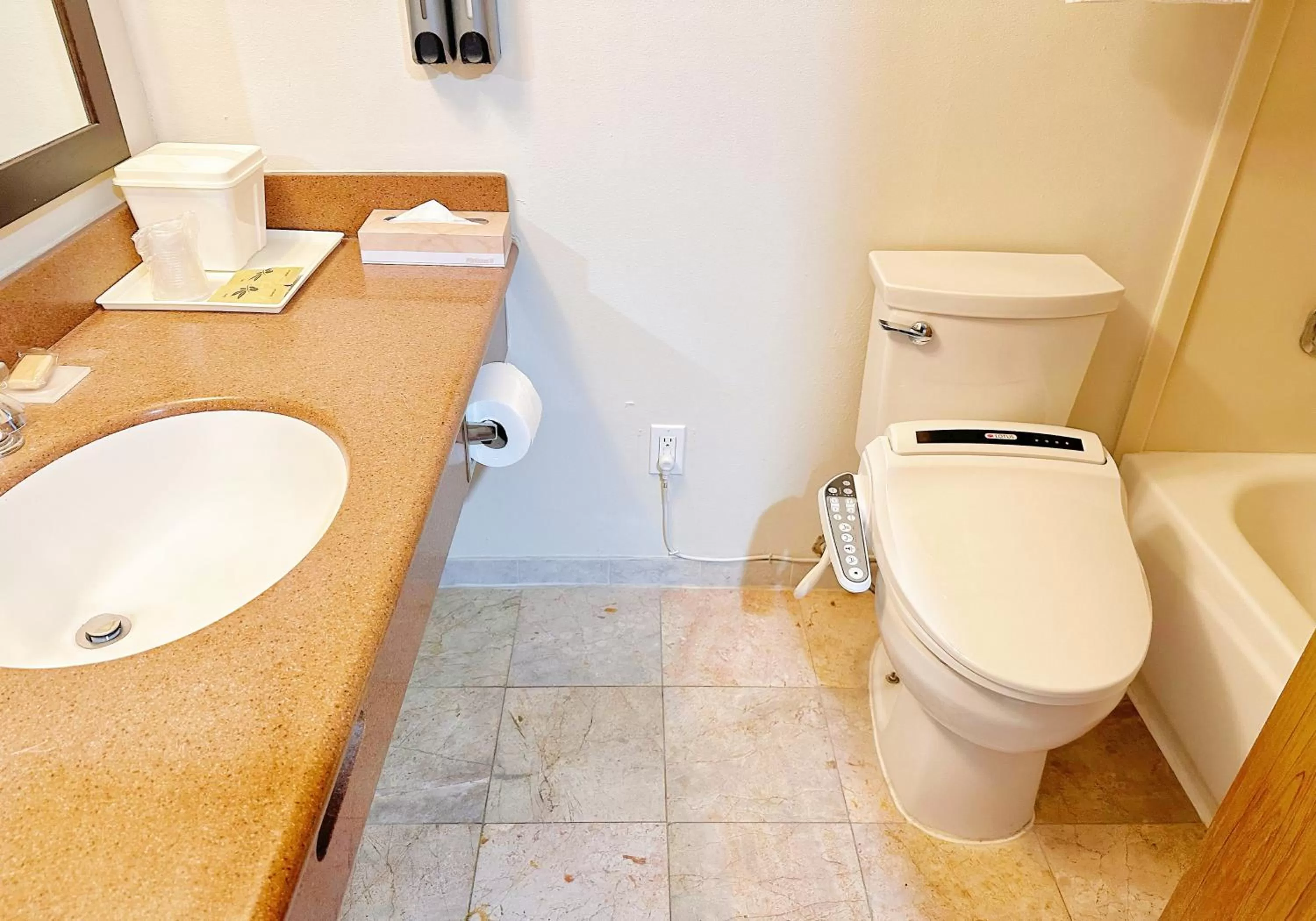 Toilet in Lincoln Hotel Monterey Park Los Angeles