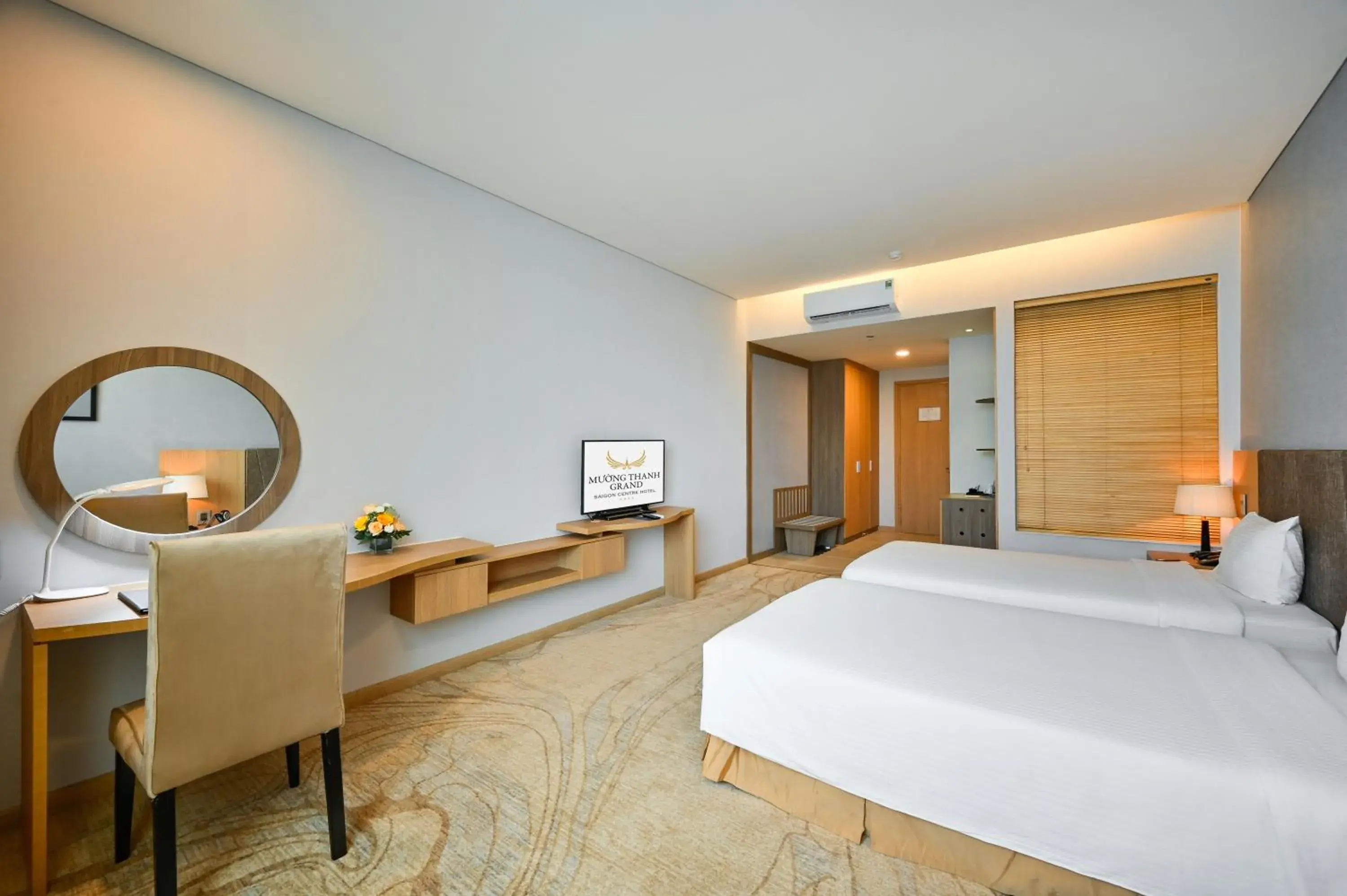 hair dresser, Bed in Muong Thanh Grand Saigon Centre Hotel