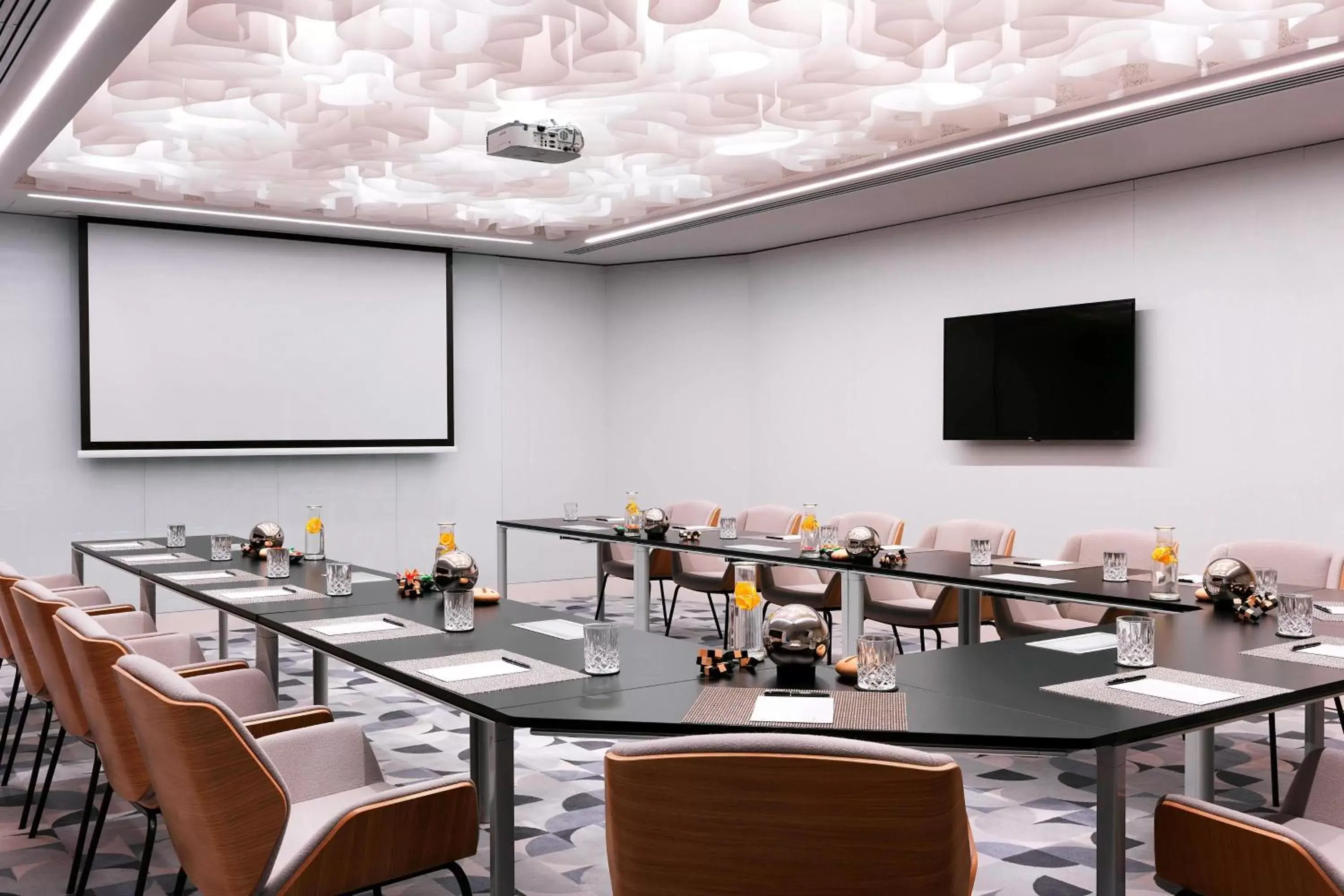 Meeting/conference room in Renaissance Warsaw Airport Hotel