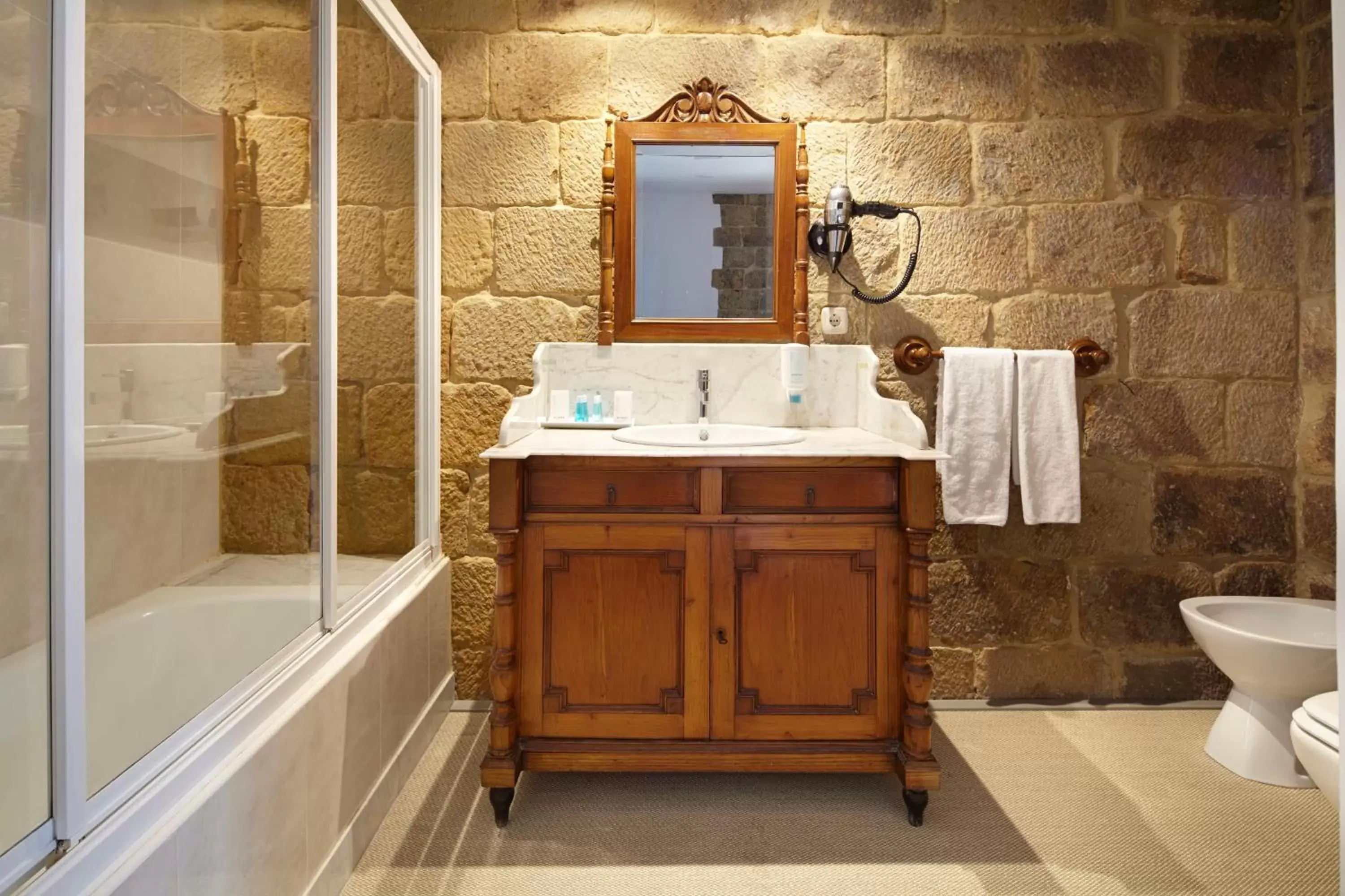 Double Room in Saiaz Getaria Hotela Double Room in Saiaz Getaria Hotela