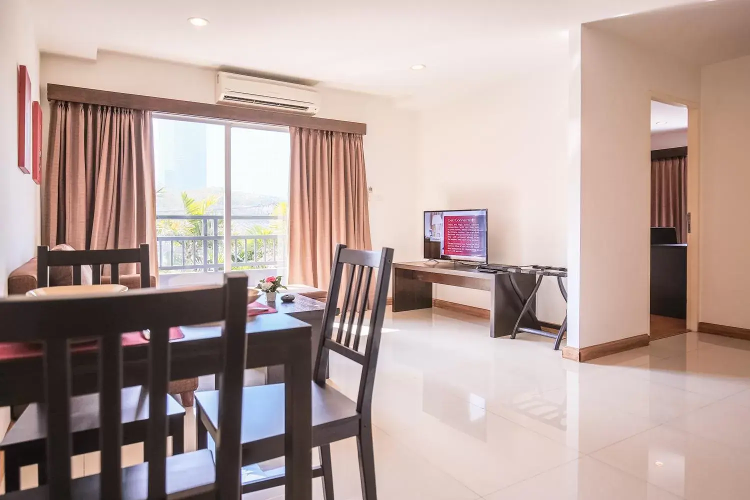 Kitchen or kitchenette, Dining Area in Northgate Ratchayothin - SHA Extra Plus