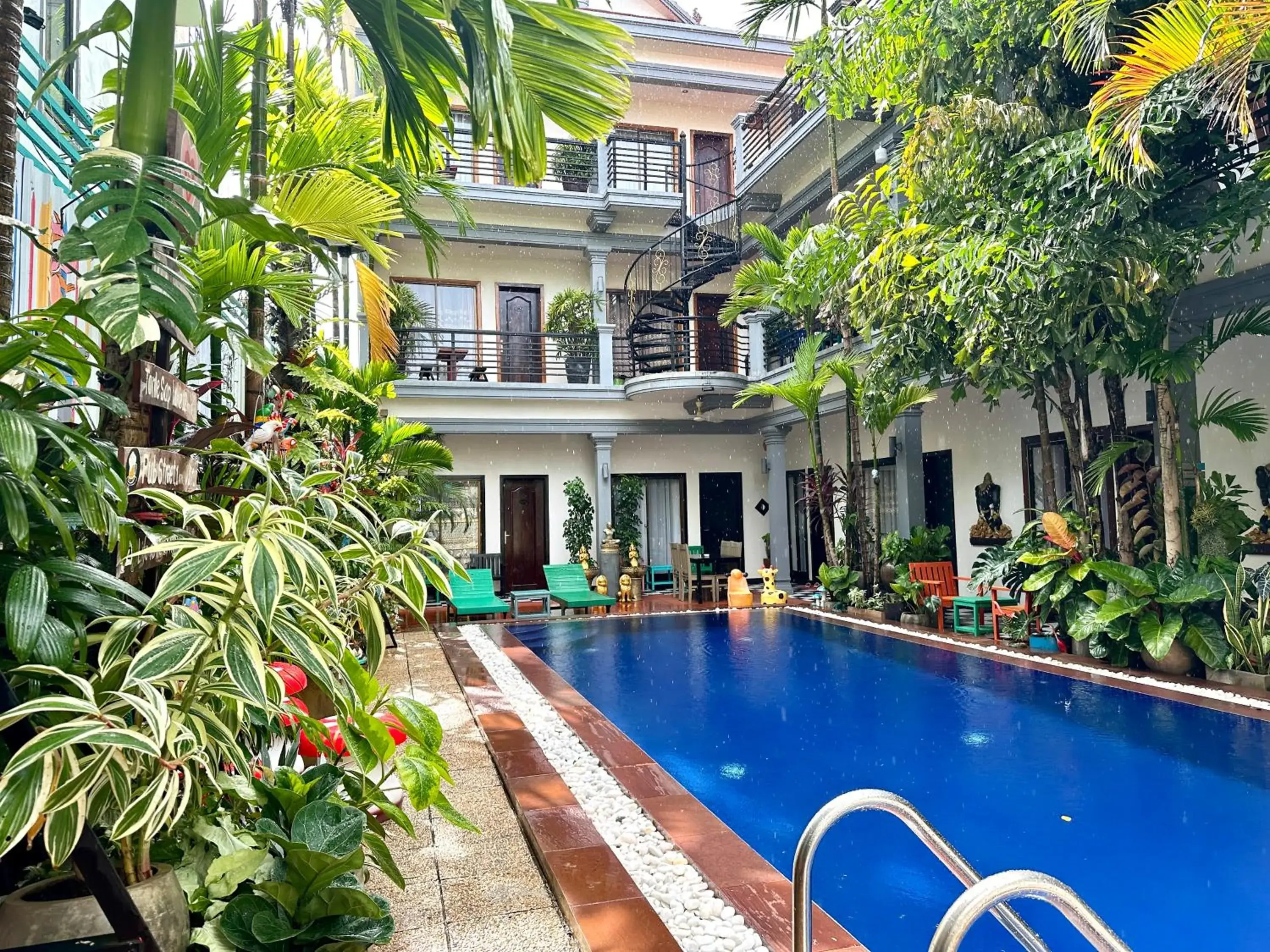Swimming Pool in Asanak D'Angkor Boutique Hotel