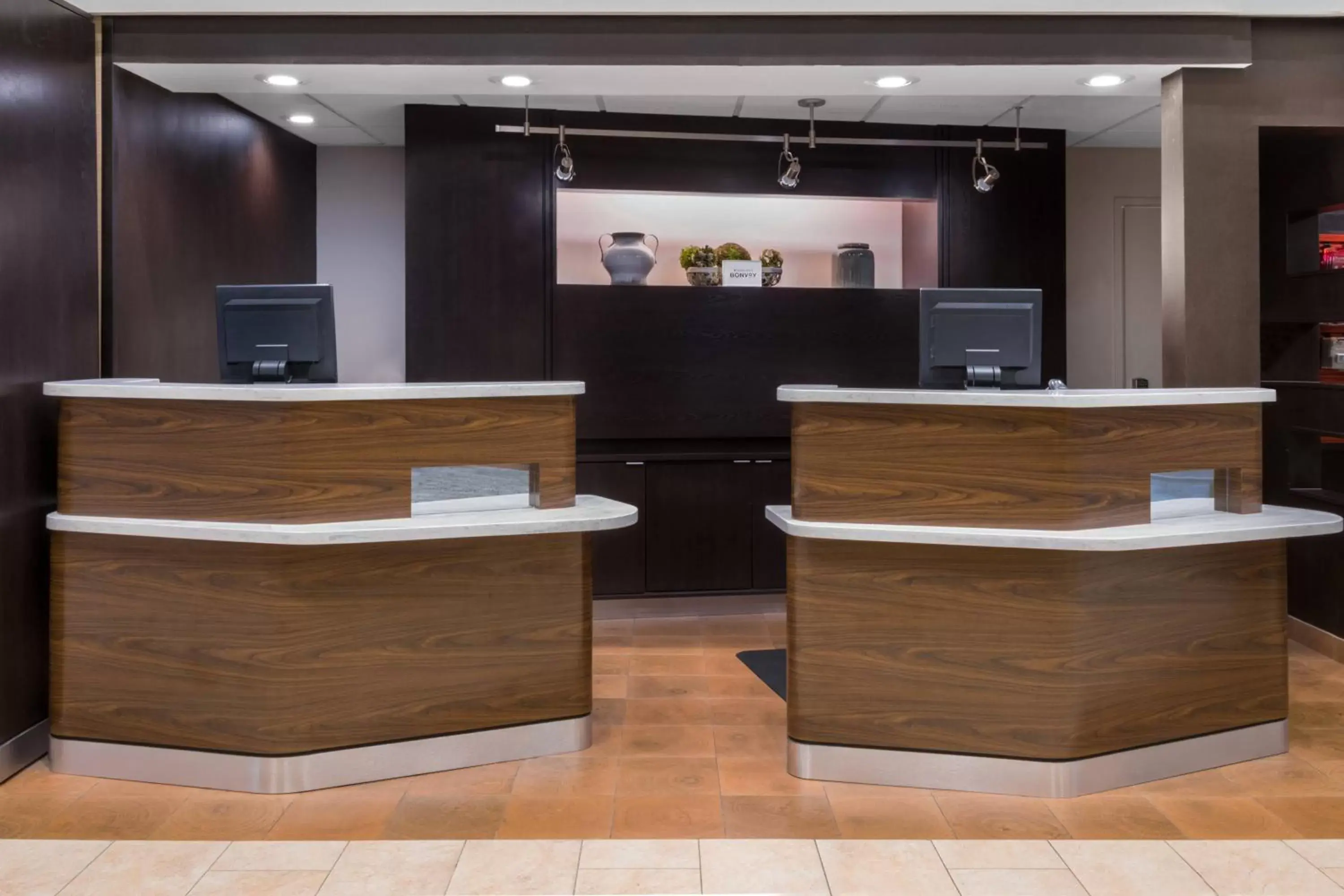 Property building, Lobby/Reception in Courtyard by Marriott Reno