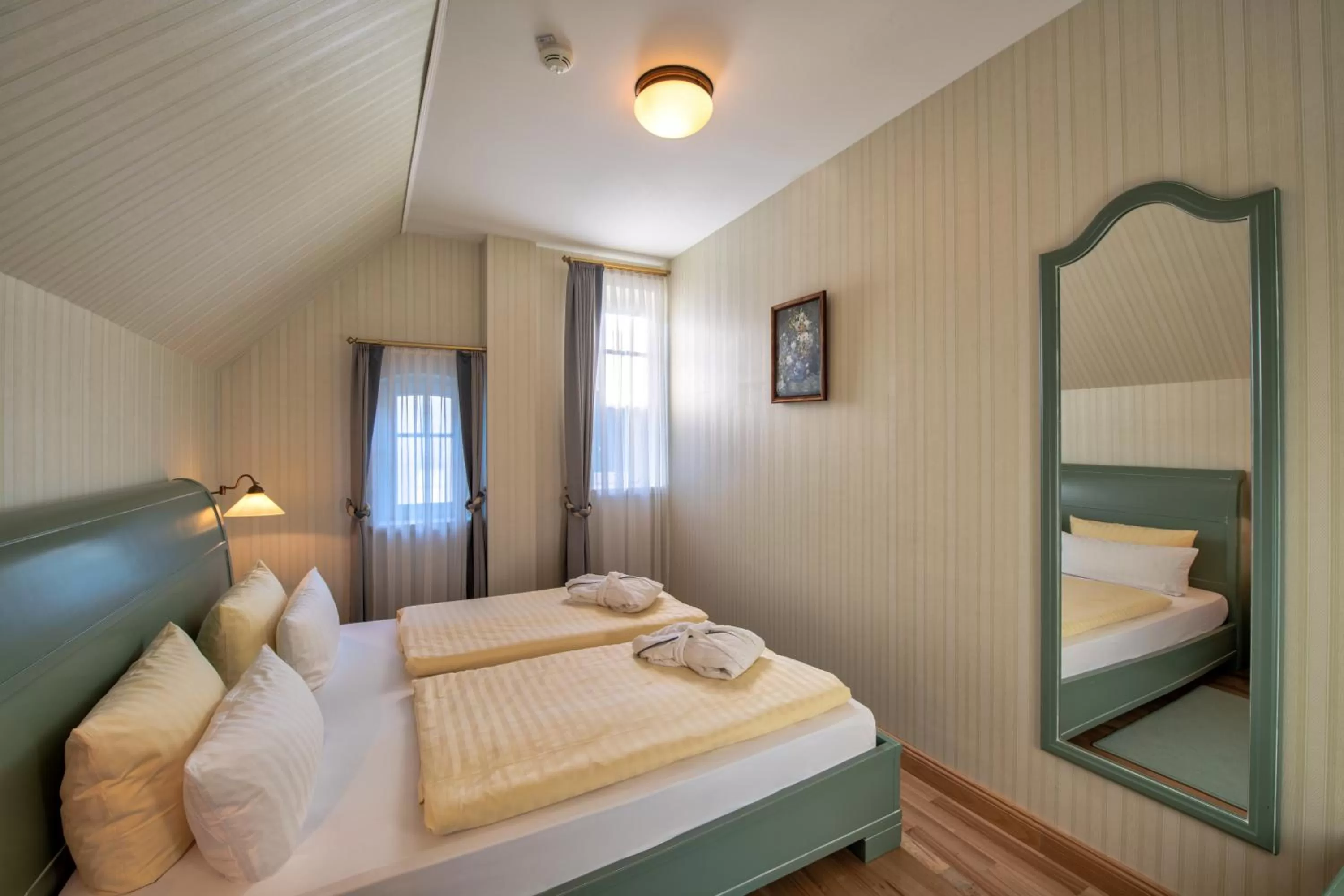 Bedroom, Bed in Recknitztal-Hotel Marlow