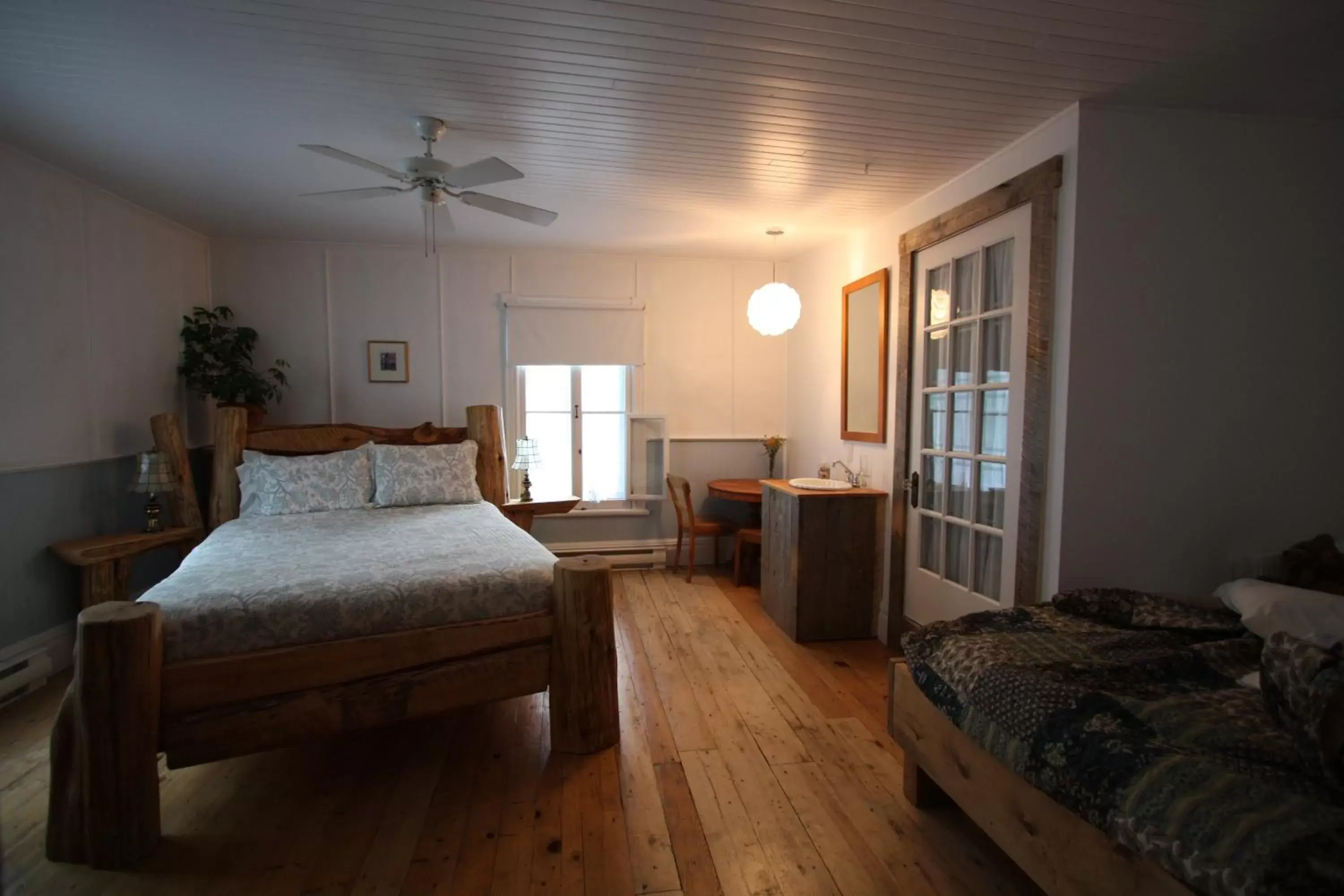 Deluxe Queen Room in Auberge Carpe Diem Deluxe Queen Room in Auberge Carpe Diem