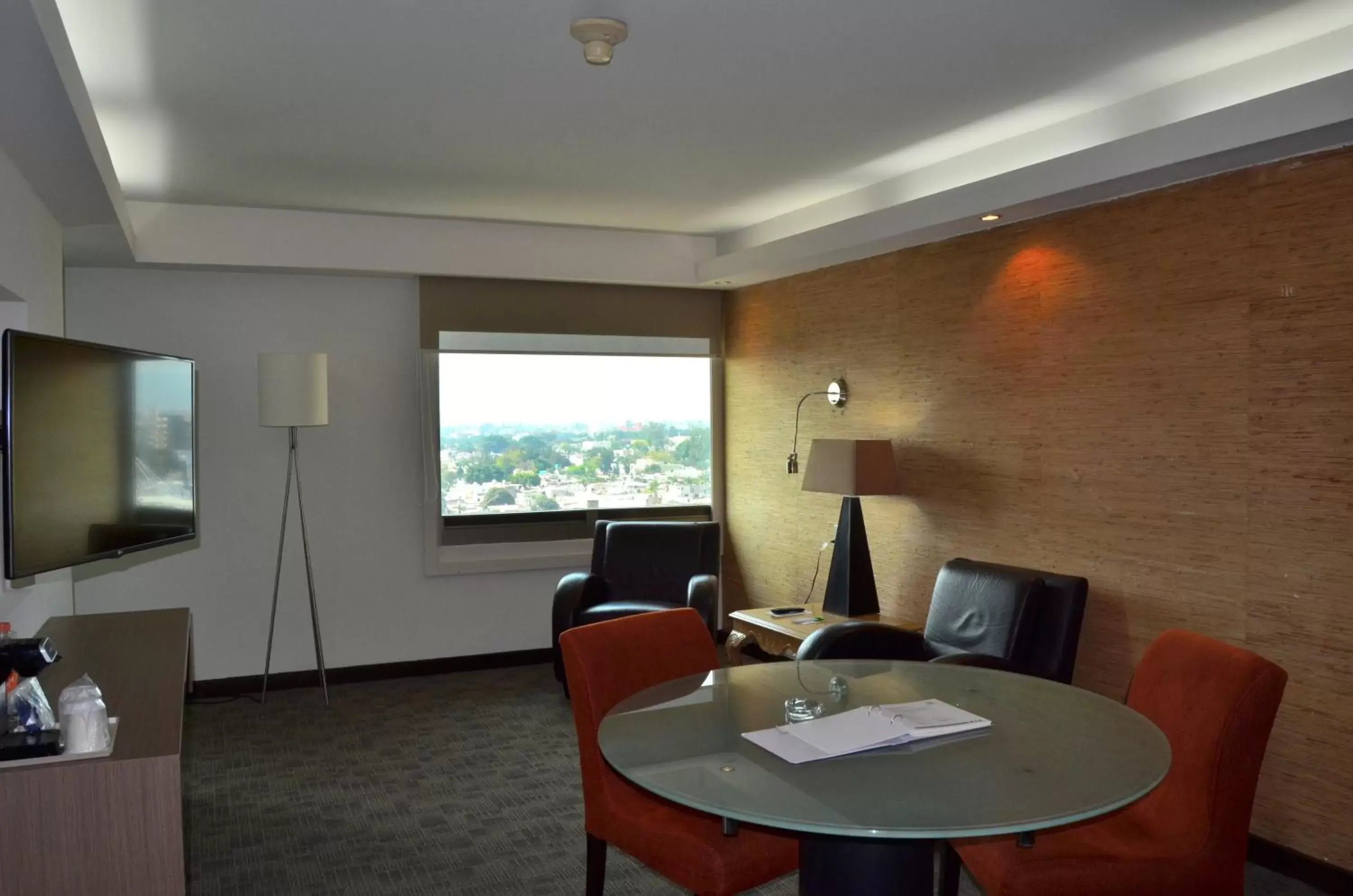 Bedroom, Seating Area in Holiday Inn Guadalajara Select, an IHG Hotel