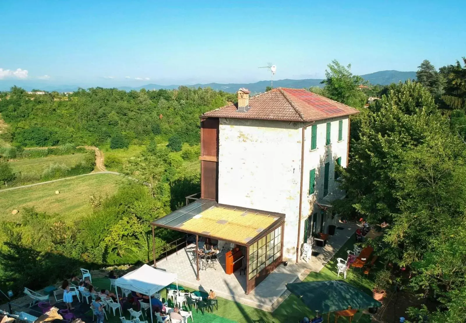 Property building, Bird's-eye View in Casa San Michele - Affittacamere Panoramico con Spa