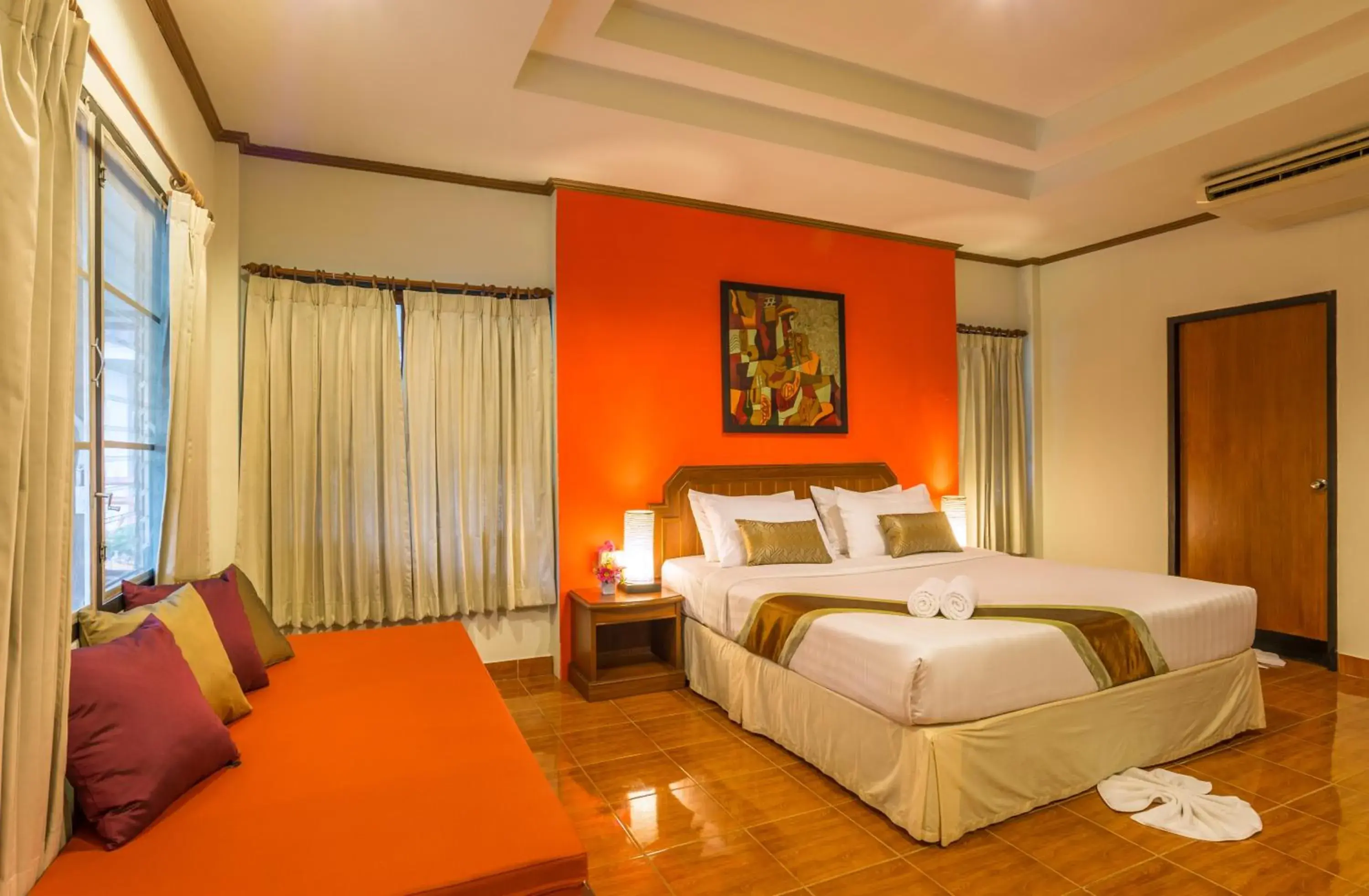 Bed in Lanta Manda Resort SHA Plus