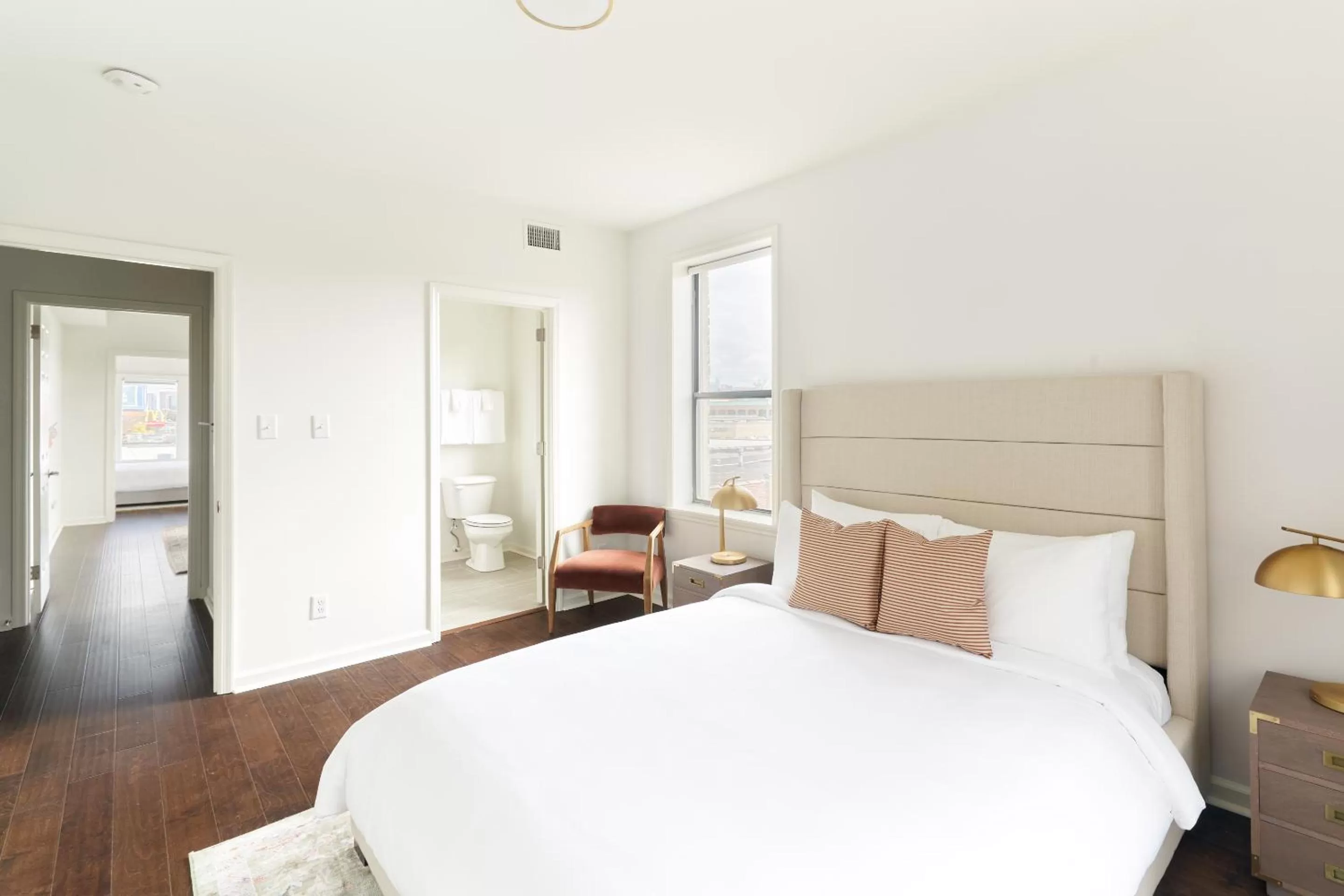 Bed in Sonder at Euclid Court