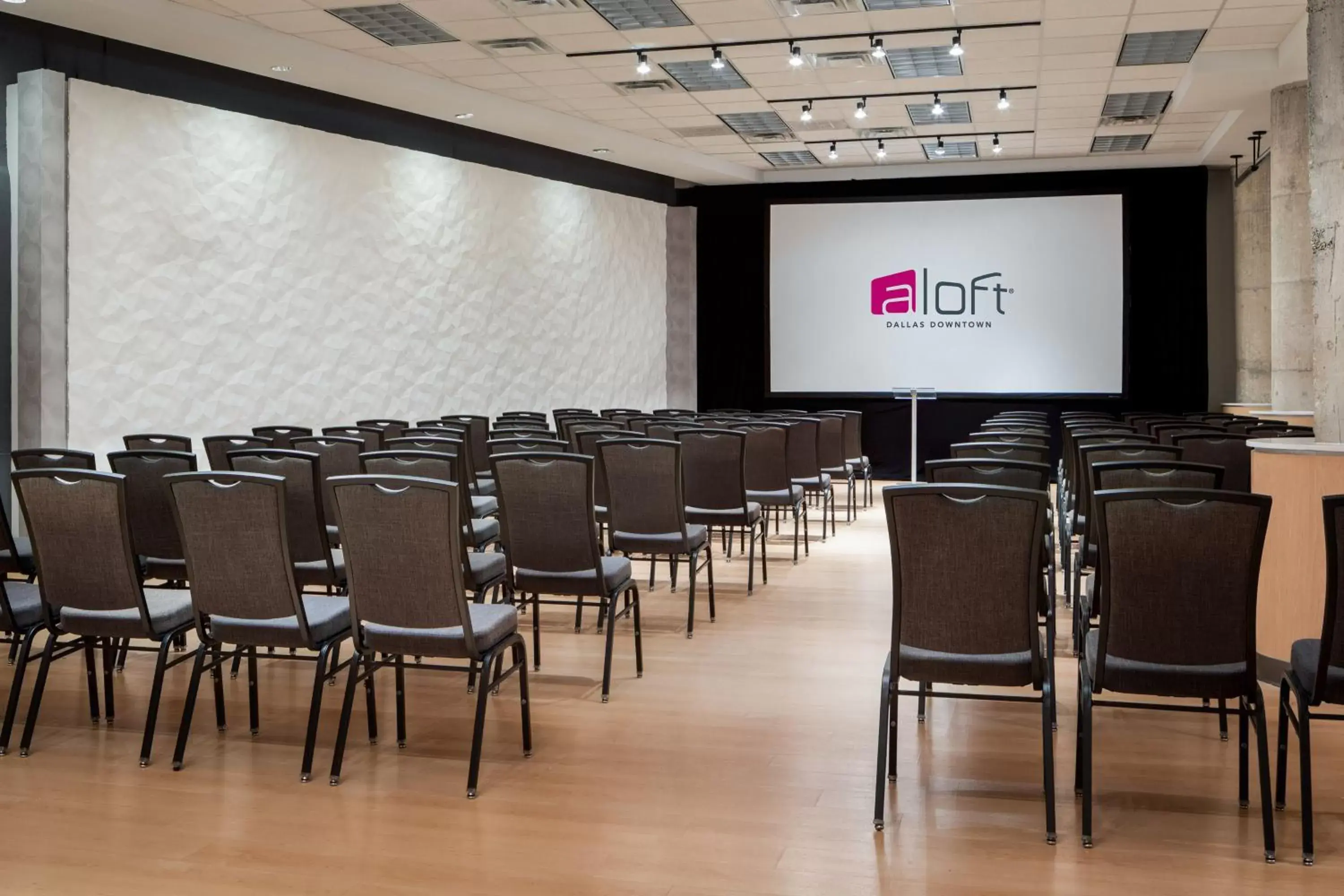 Meeting/conference room in Aloft Dallas Downtown