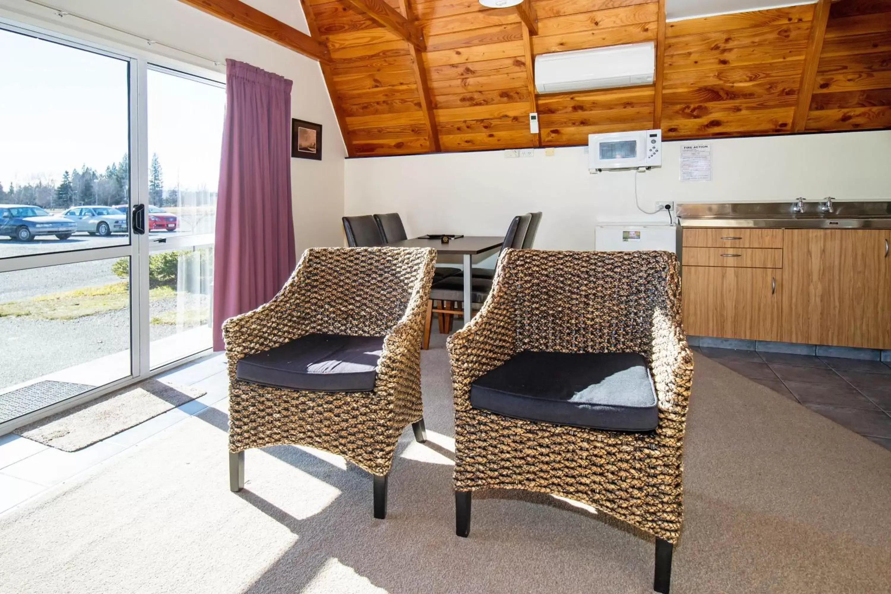 Seating Area in Mountain Chalets Motel