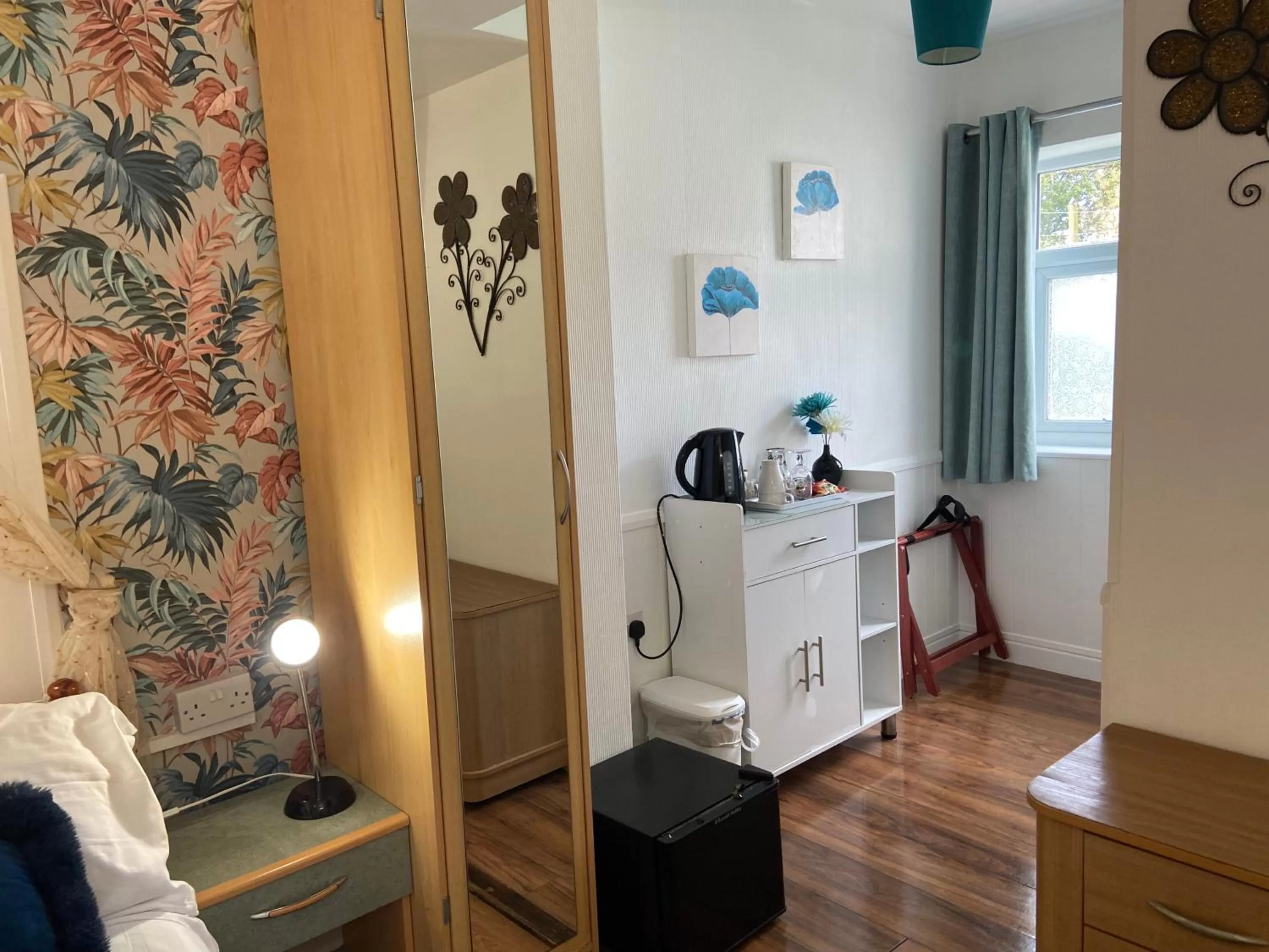 Photo of the whole room in Aquarius B&B