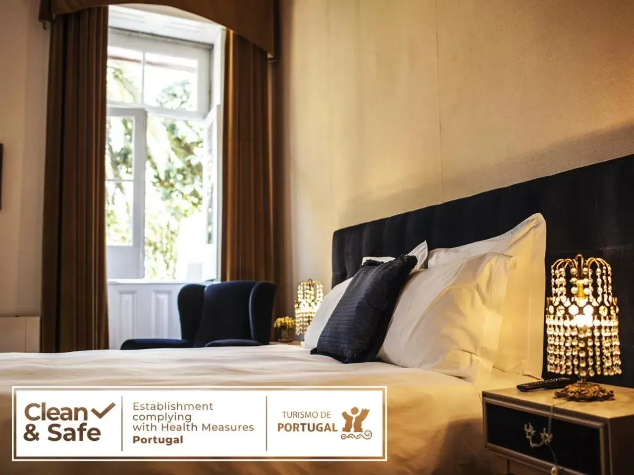 Certificate/Award, Bed in Oporto Loft