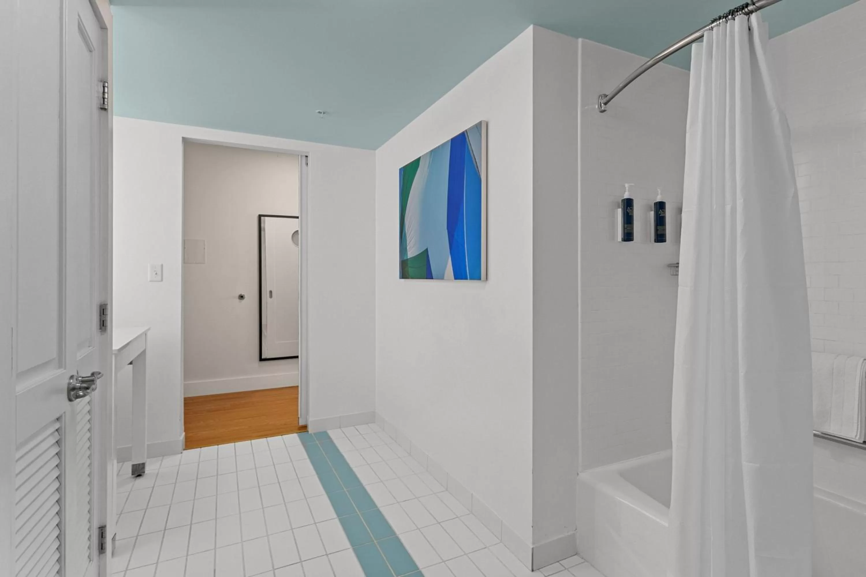 Bathroom in Four Points by Sheraton Punta Gorda Harborside