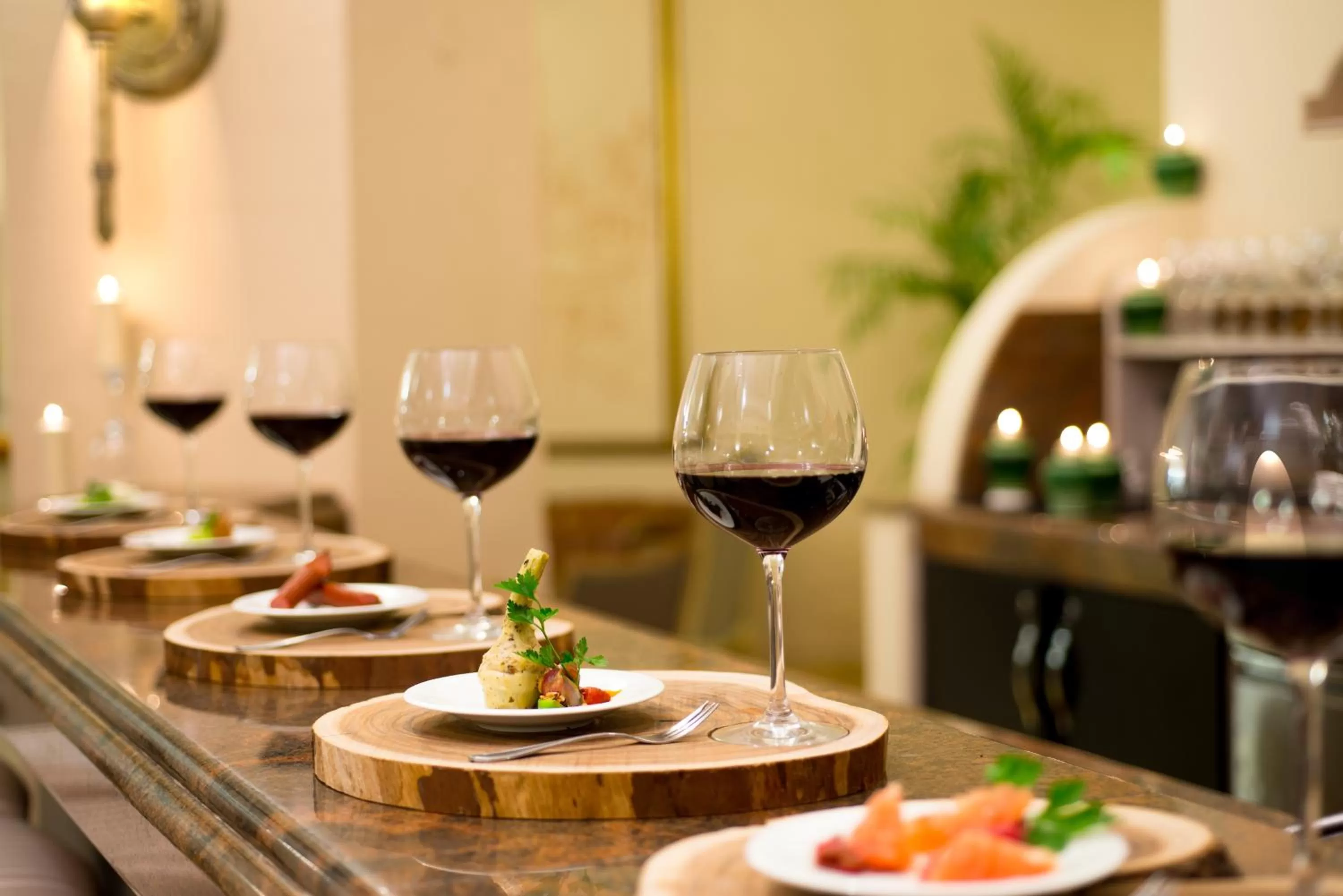 Restaurant/places to eat in Herods Vitalis Spa Hotel Eilat a Premium collection by Fattal Hotels