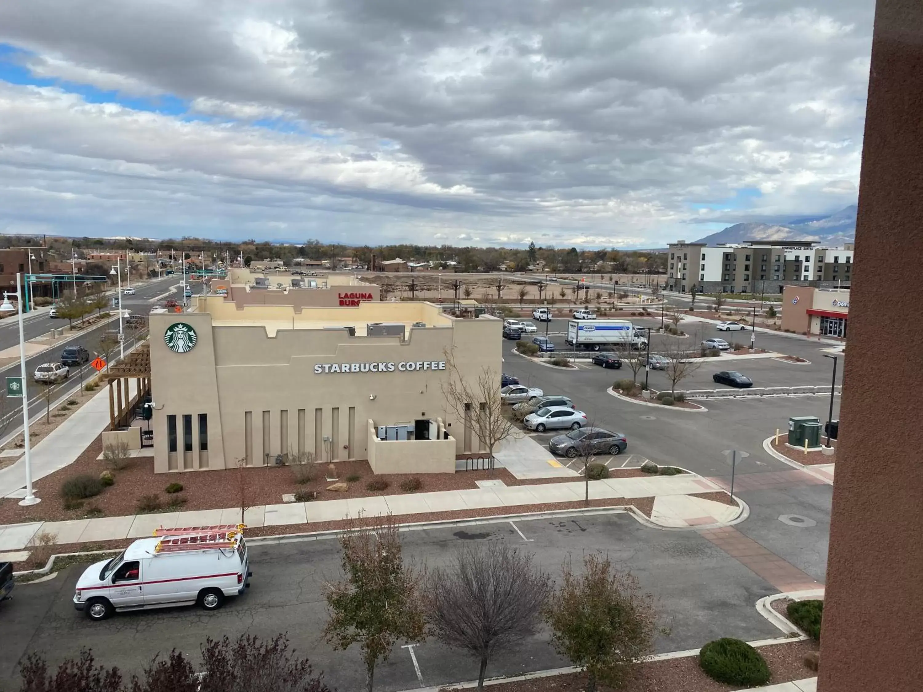 Restaurant/places to eat in Holiday Inn Express & Suites Albuquerque Historic Old Town, an IHG Hotel