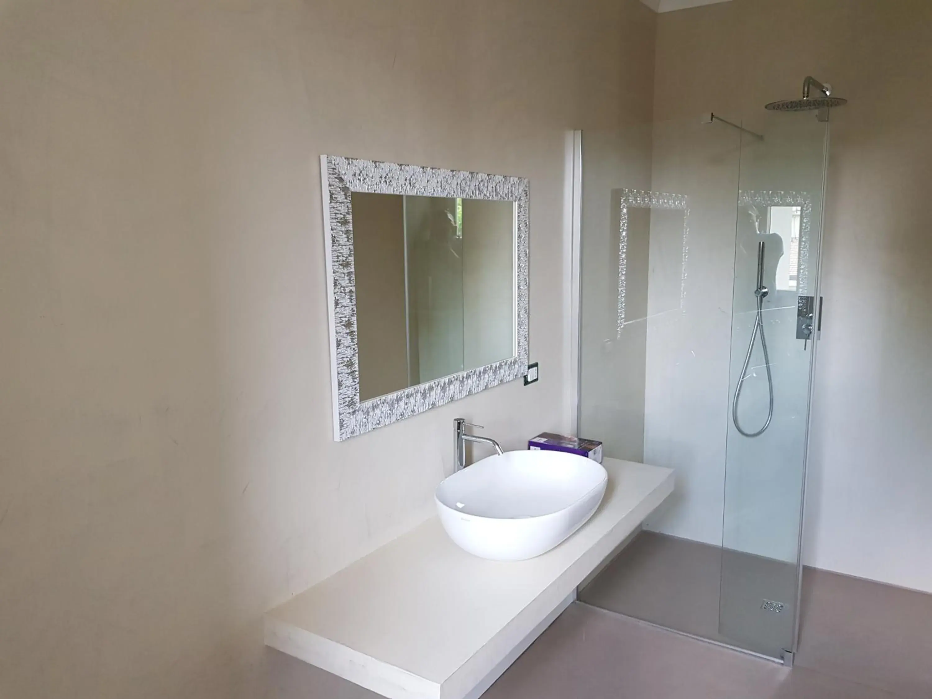 Bathroom in Residence Hotel Venus Suites