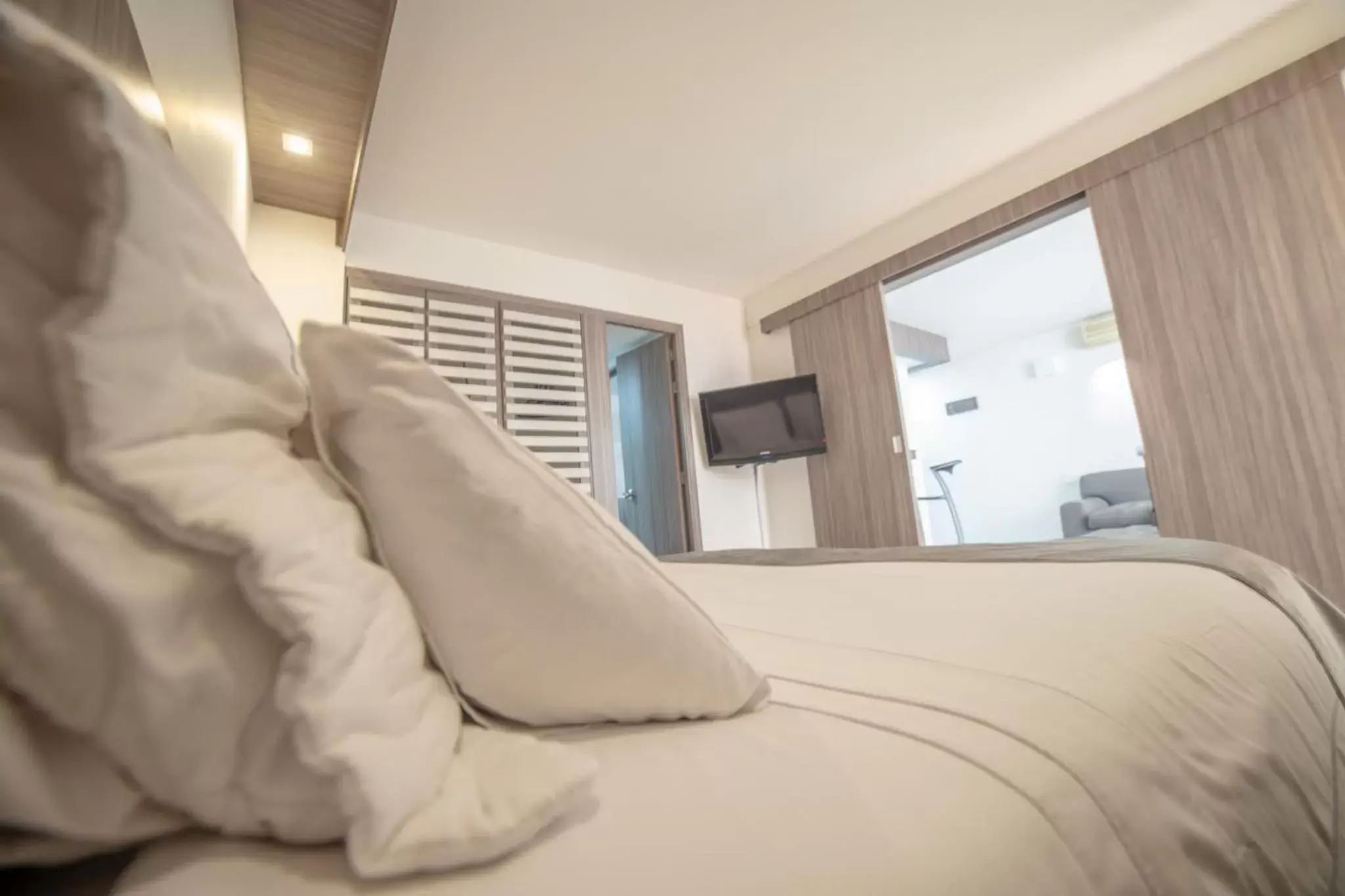 Bed in Hotel Torre Poblado Bed in Hotel Torre Poblado