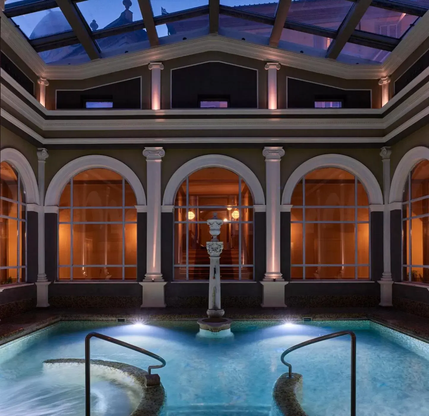 Swimming pool in Bagni Di Pisa Palace & Thermal Spa - The Leading Hotels of the World Swimming pool in Bagni Di Pisa Palace & Thermal Spa - The Leading Hotels of the World
