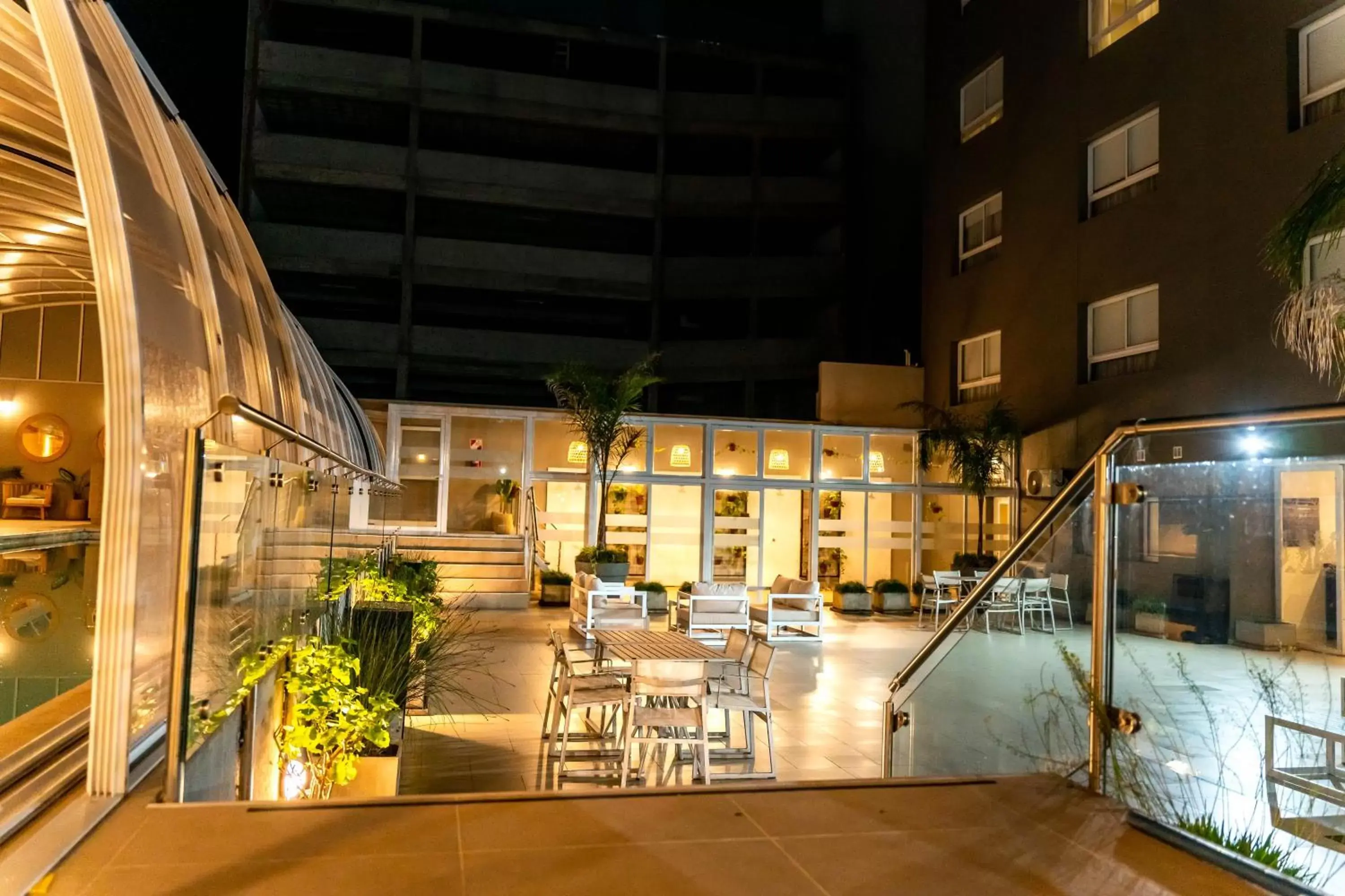 Night, Property Building in O2 Hoteles Mar del Plata