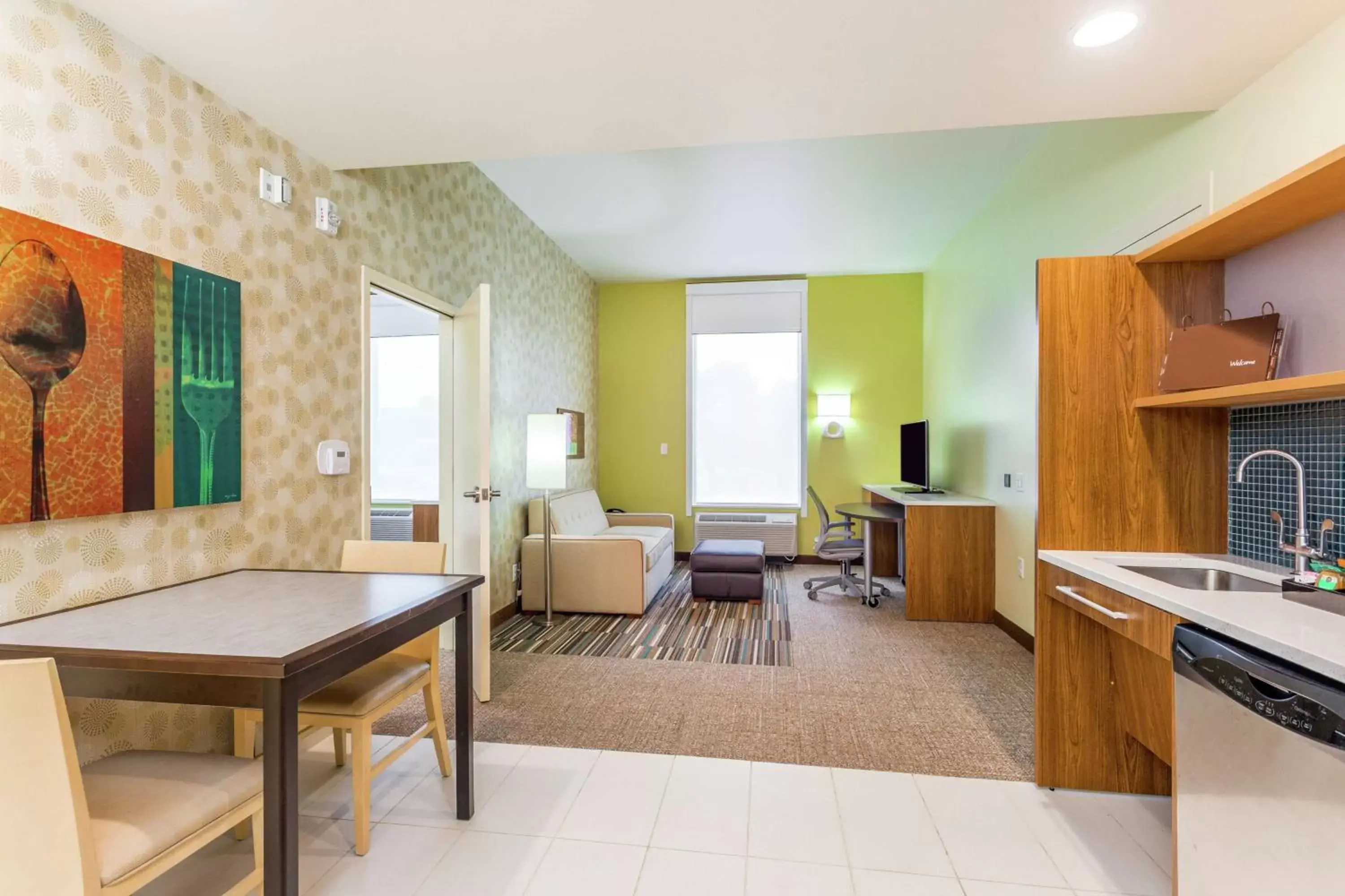 Bedroom, Seating Area in Home2 Suites by Hilton Albany Airport/Wolf Rd
