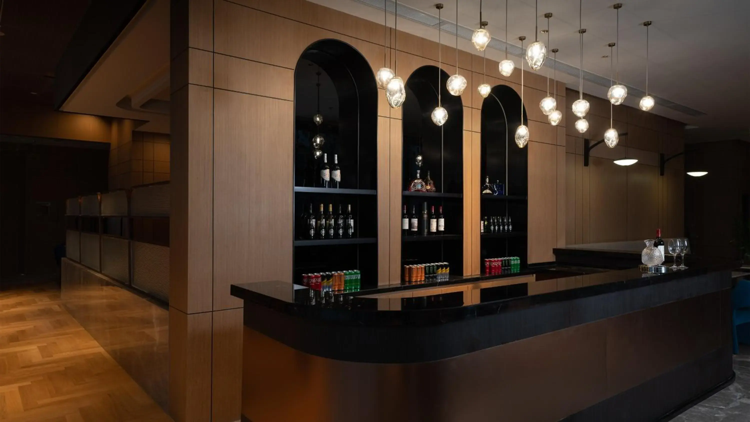 Lounge or bar in Holiday Inn Express Chengdu Pidu by IHG Lounge or bar in Holiday Inn Express Chengdu Pidu by IHG