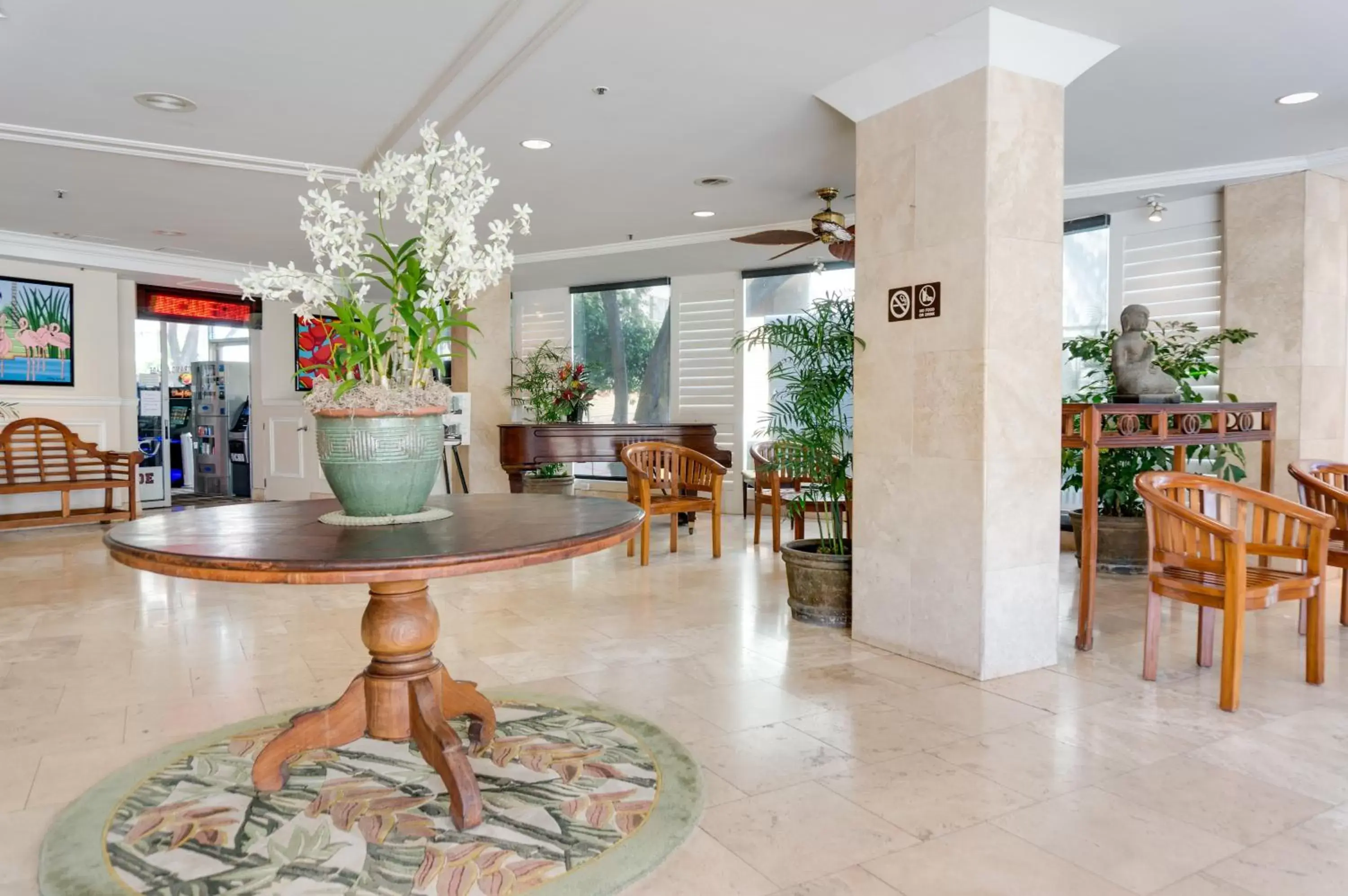 Lobby or reception, Lobby/Reception in Castle Waikiki Grand Hotel