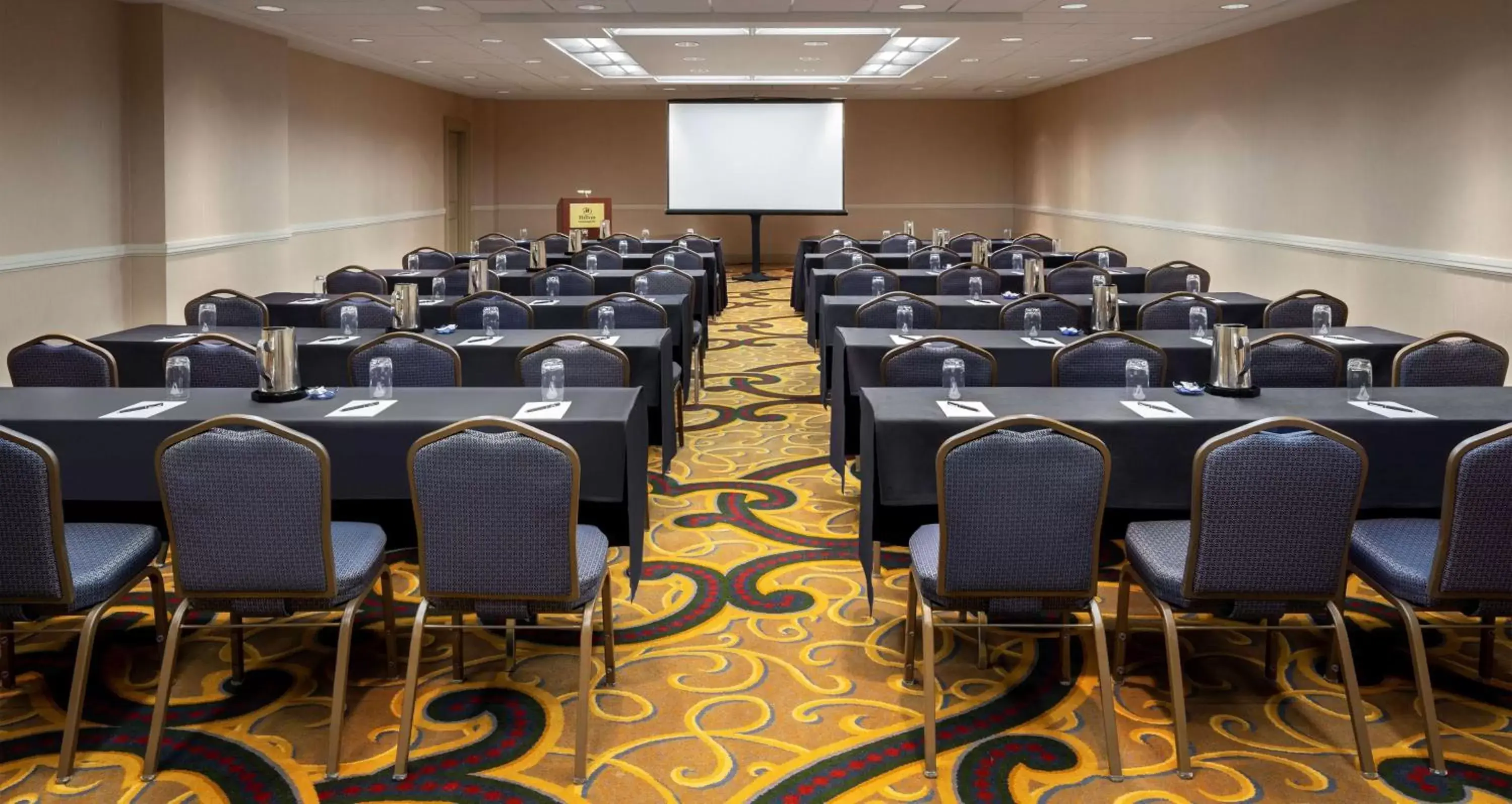 Meeting/conference room in Hilton Indianapolis Hotel & Suites