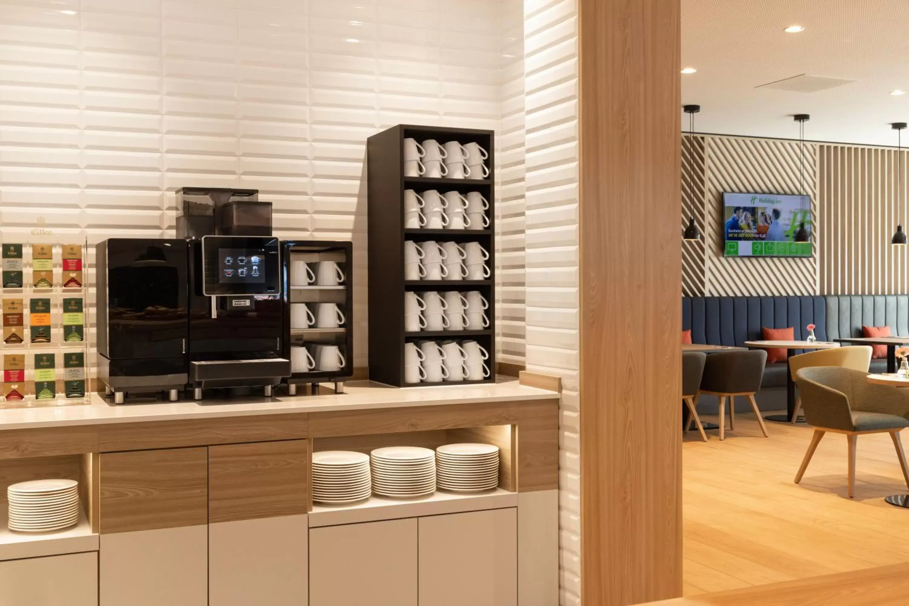 Coffee/tea facilities in Holiday Inn - Eindhoven Airport, an IHG Hotel