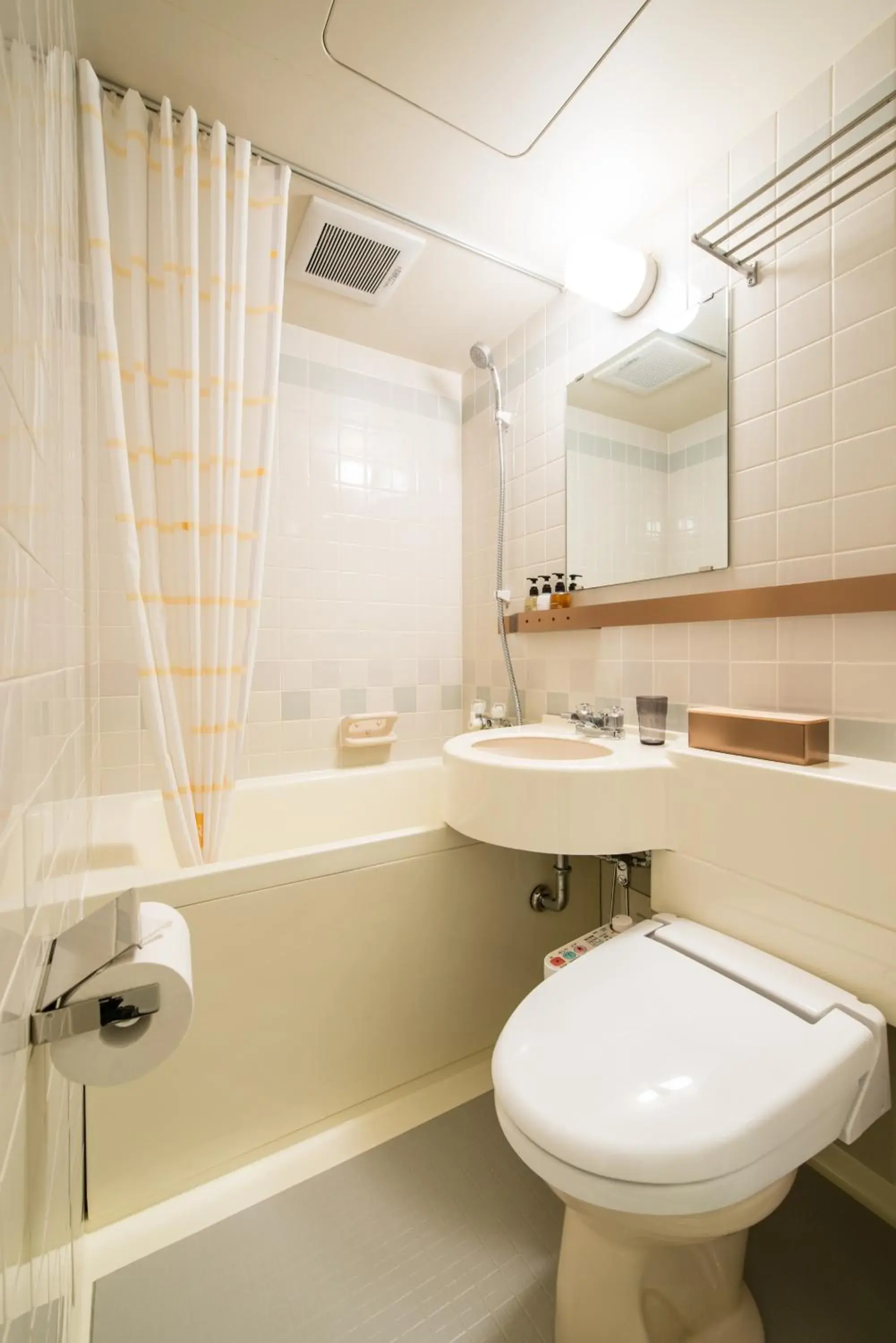 Photo of the whole room, Bathroom in Hotel Anteroom Kyoto