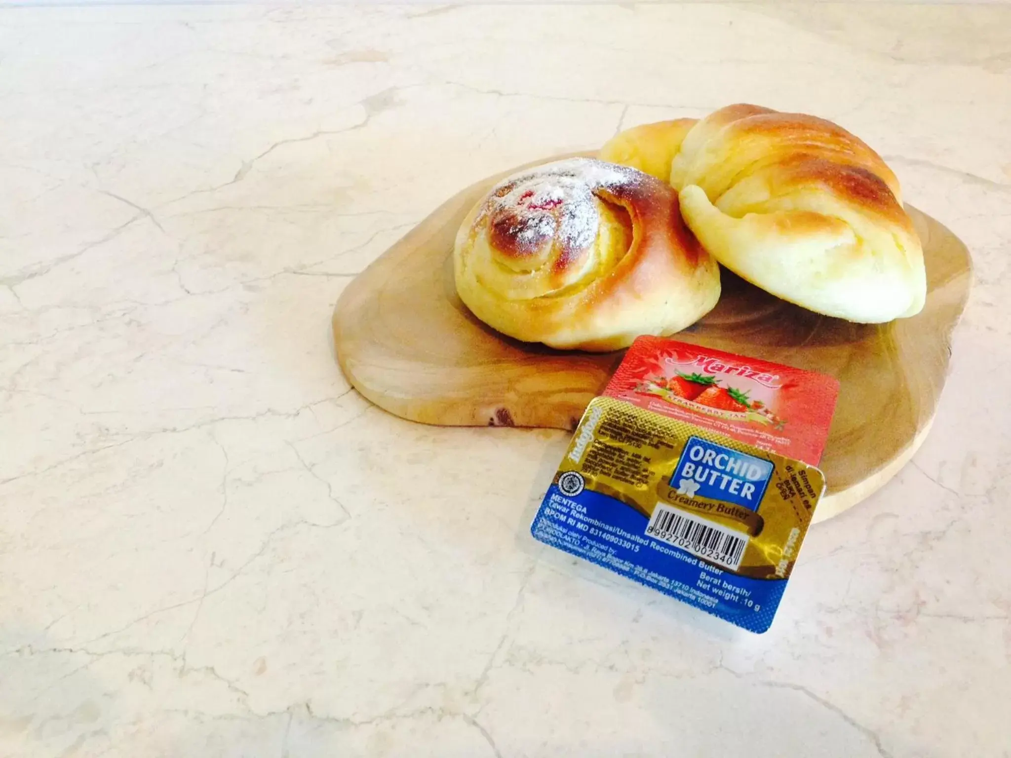 Food and drinks in Bumi Ayu Bungalow Sanur Food and drinks in Bumi Ayu Bungalow Sanur