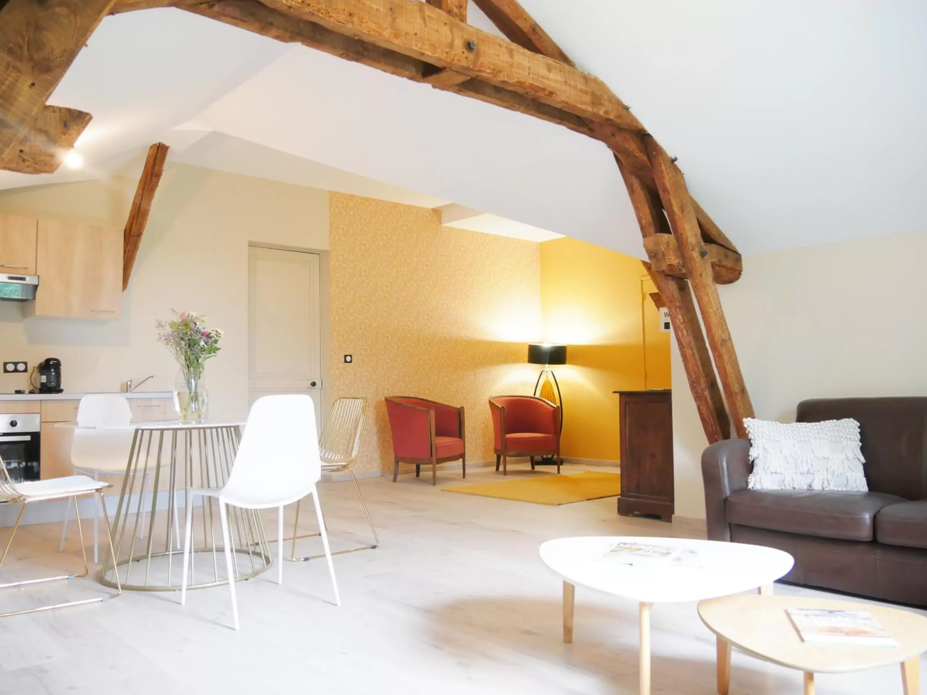 Communal lounge/ TV room, Seating Area in Chambres d'hôtes les Bruyères