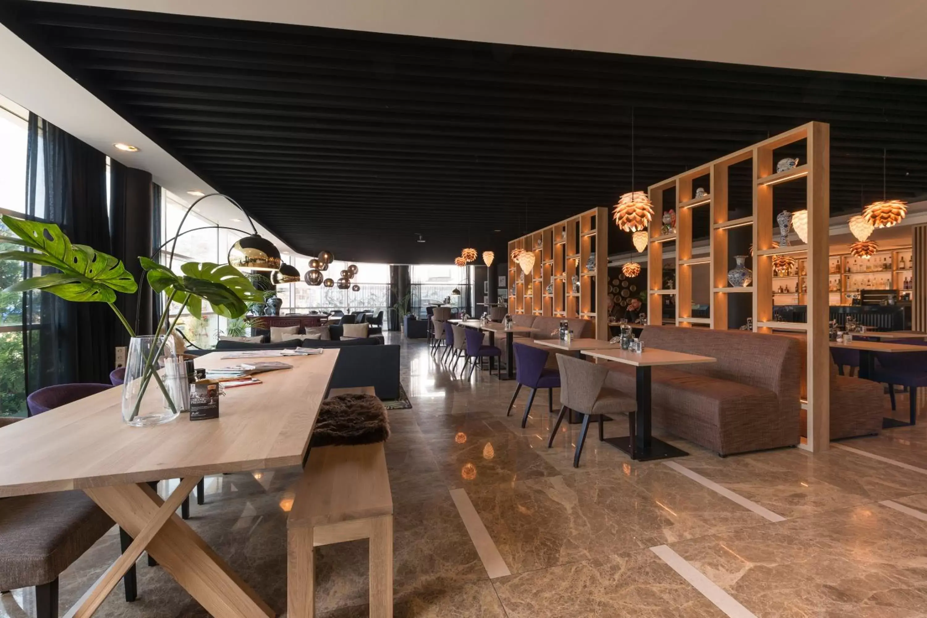 Lounge or bar, Restaurant/Places to Eat in Shanghai Hotel Holland