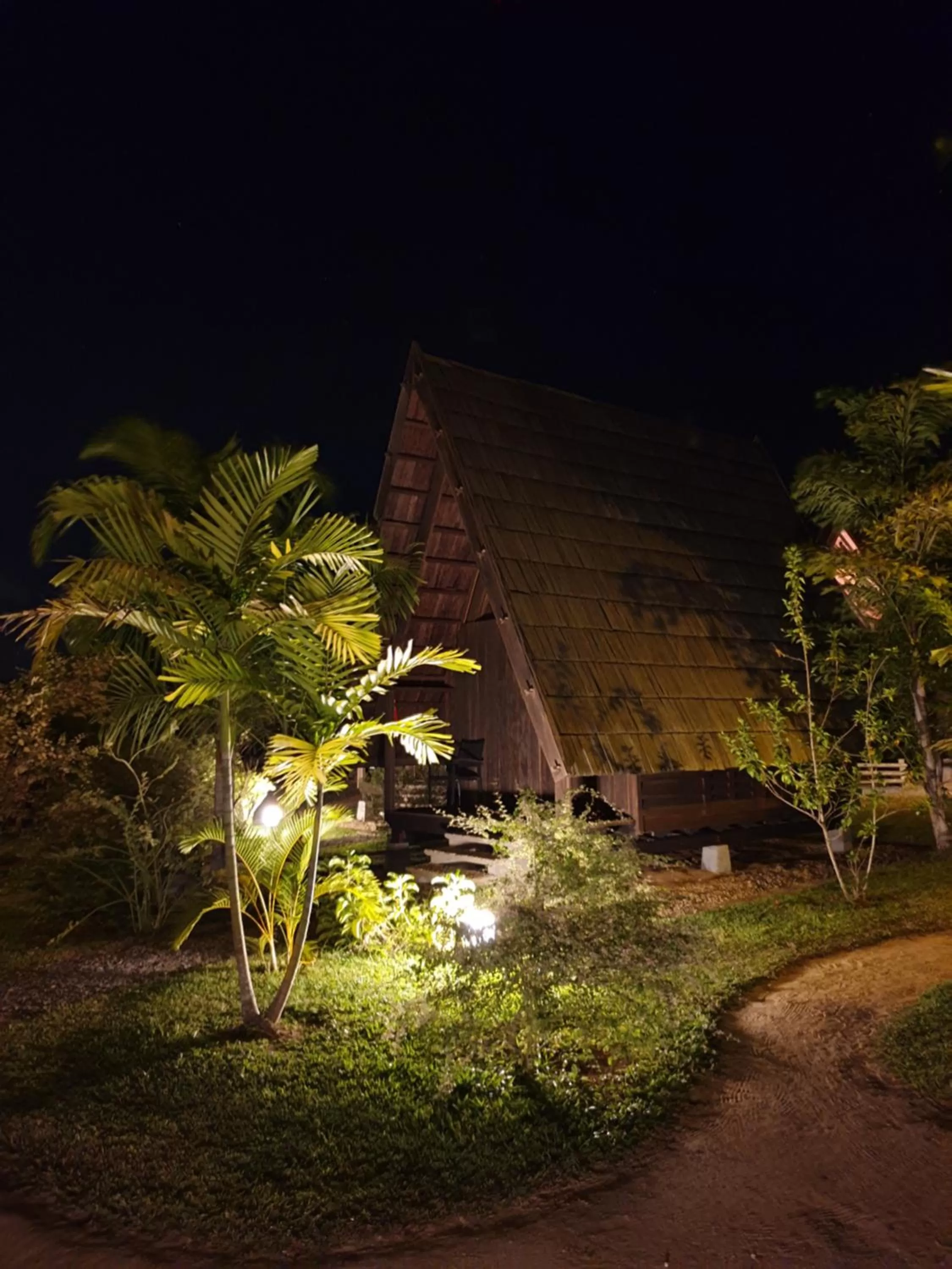 Night in Houttuyn Wellness River Resort