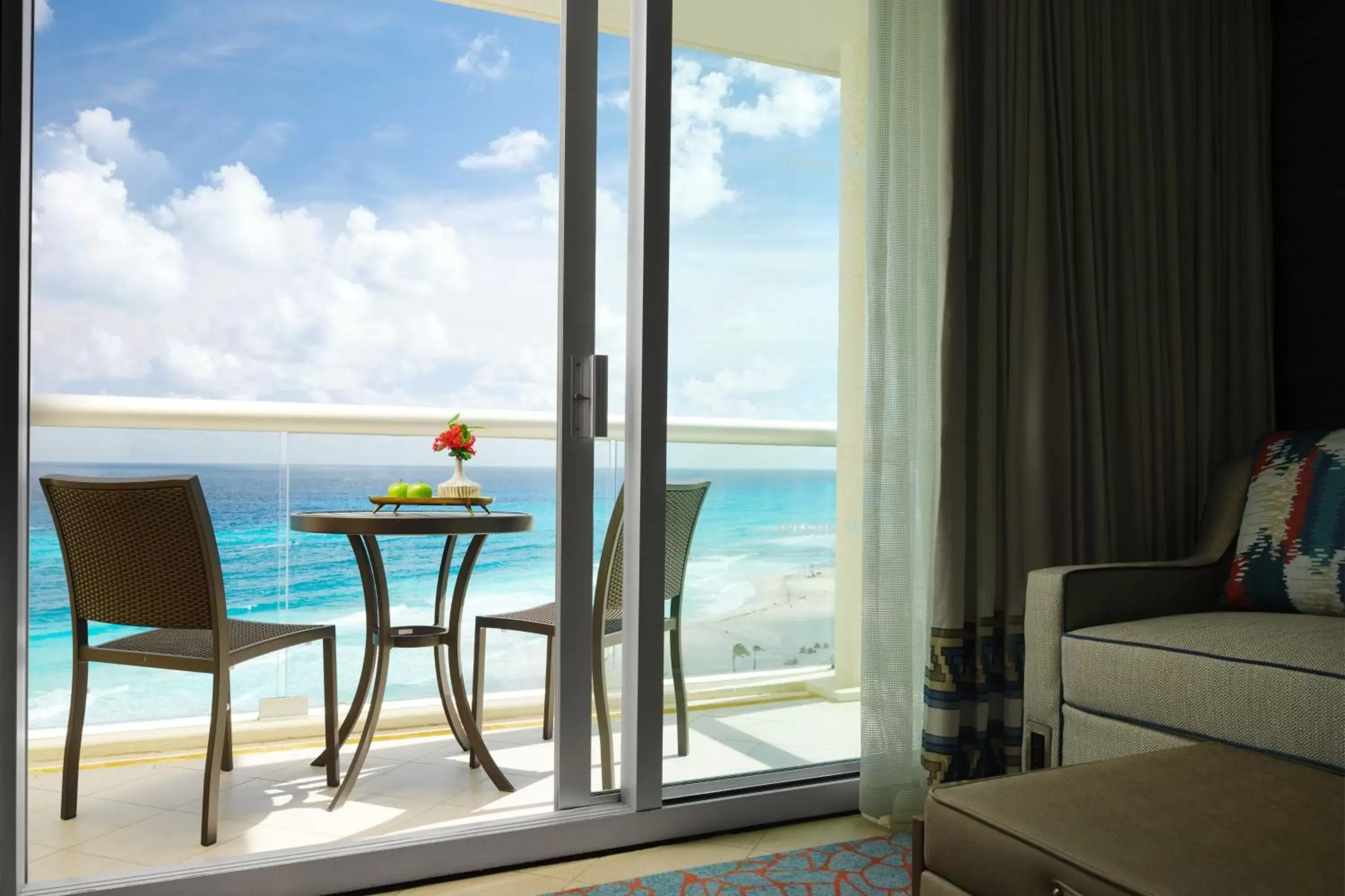 Photo of the whole room, Sea View in The Westin Lagunamar Ocean Resort Villas & Spa Cancun