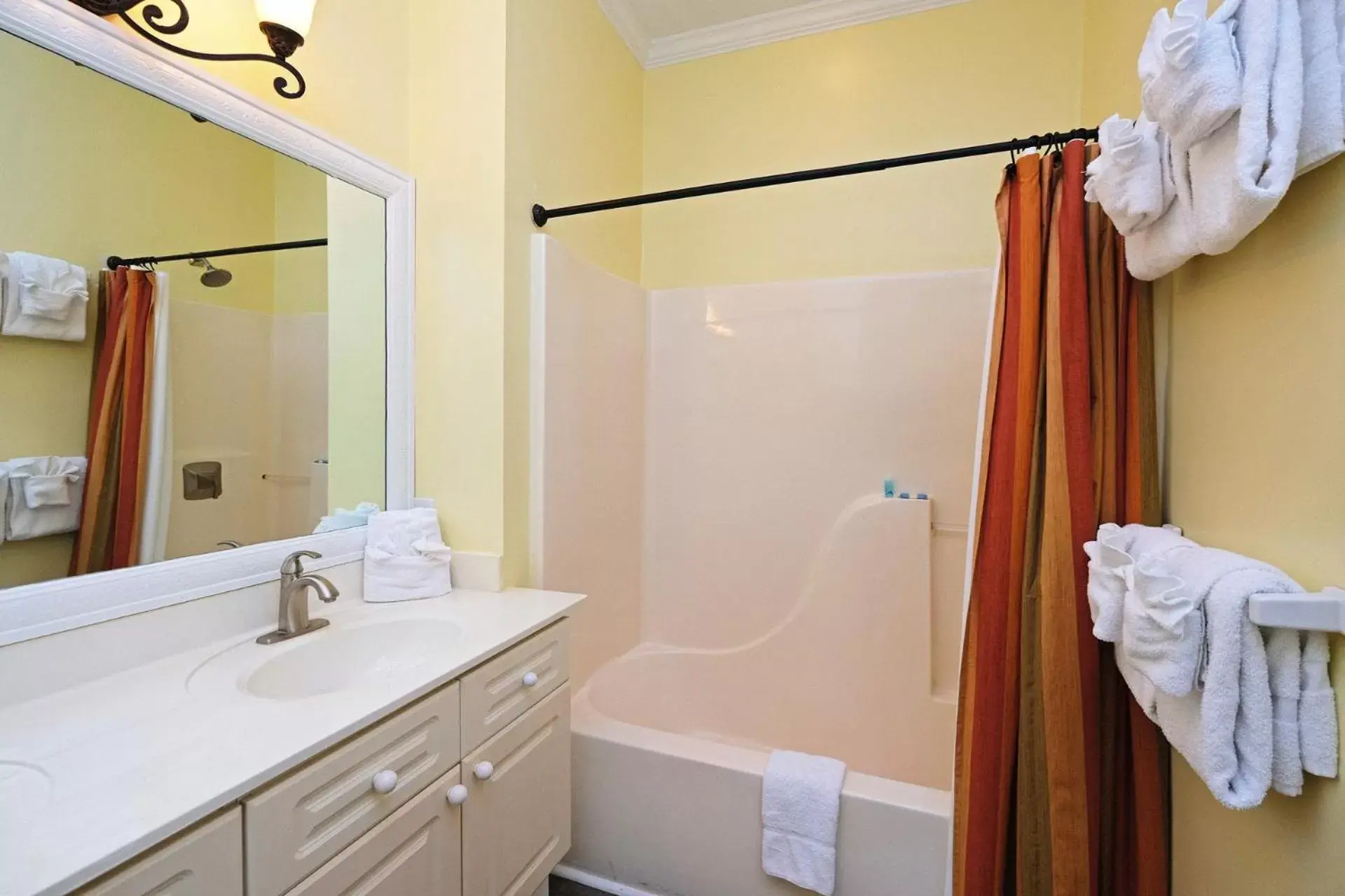 Bathroom in Litchfield Beach & Golf Resort