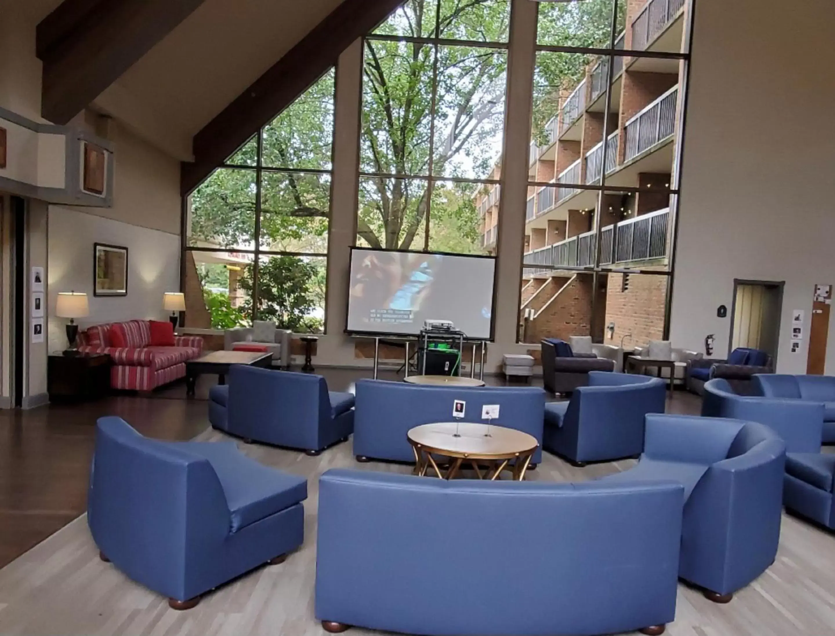 Lobby or reception in Fort Magruder Historic Williamsburg, Trademark by Wyndham