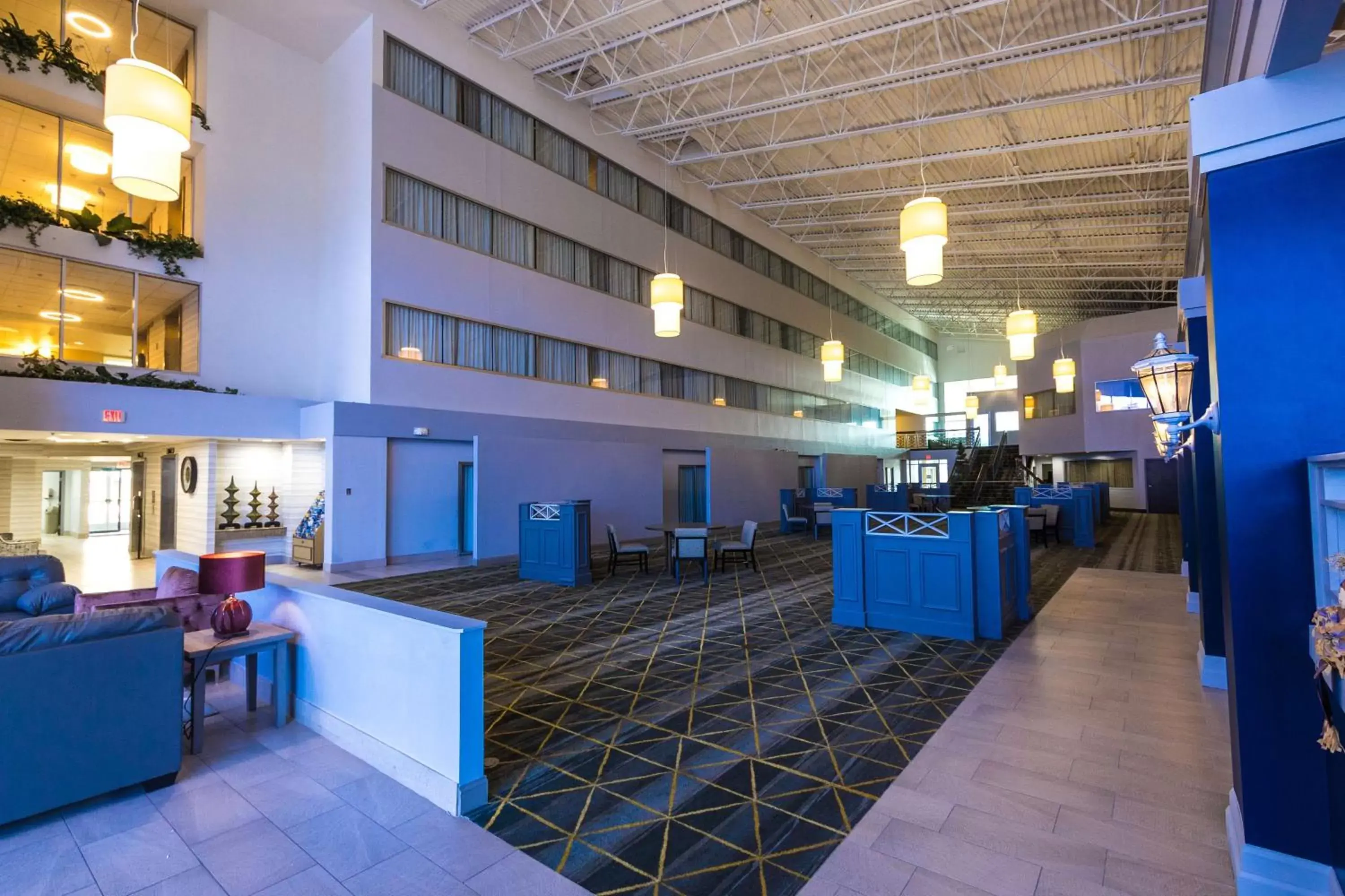 Lobby or reception in Gateway Hotel & Convention Center Best Western Premier Collection