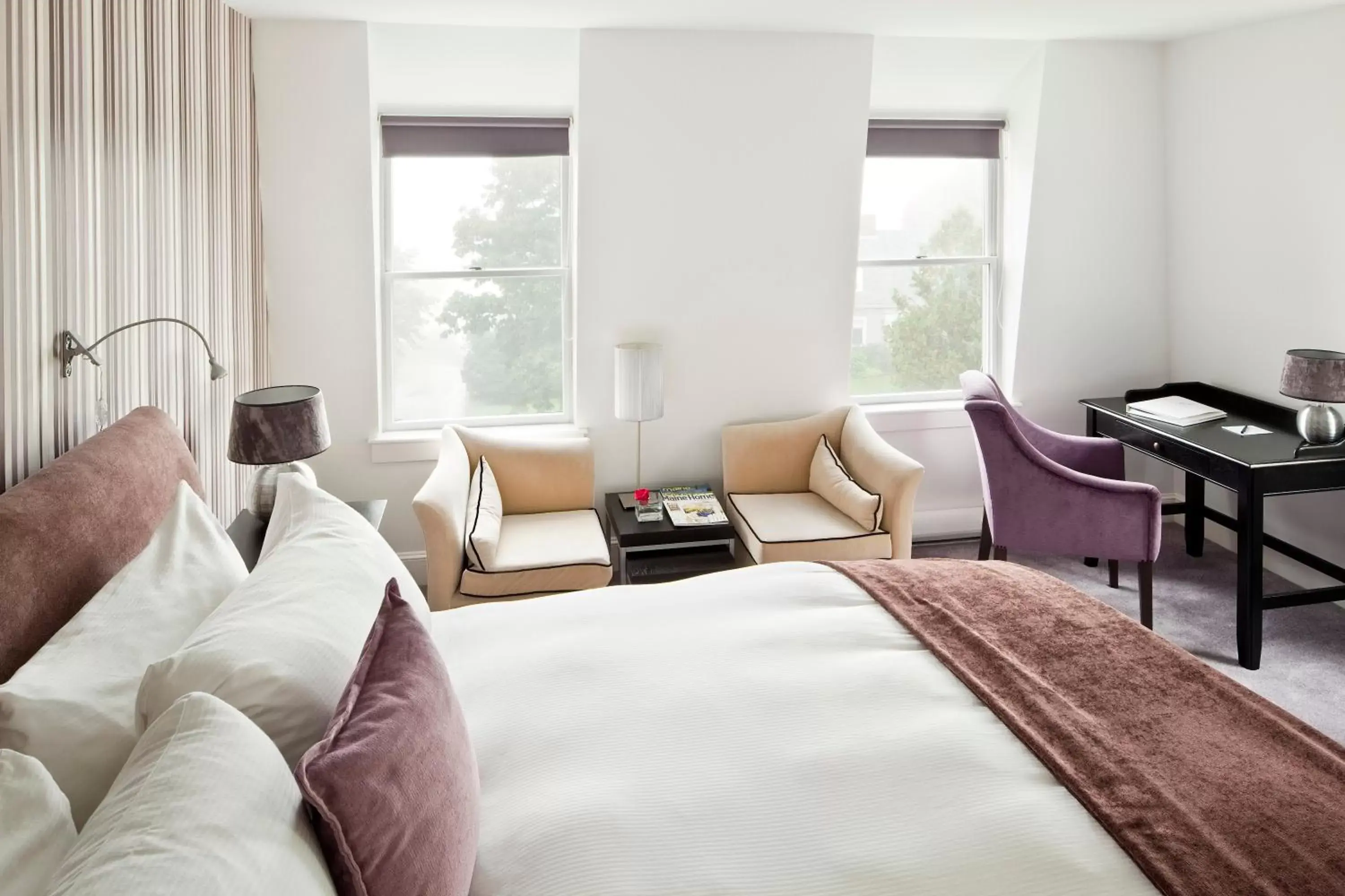 Deluxe Double Room with Sea View and Spa Bath in Camden Harbour Inn a member of Small Luxury Hotels Deluxe Double Room with Sea View and Spa Bath in Camden Harbour Inn a member of Small Luxury Hotels