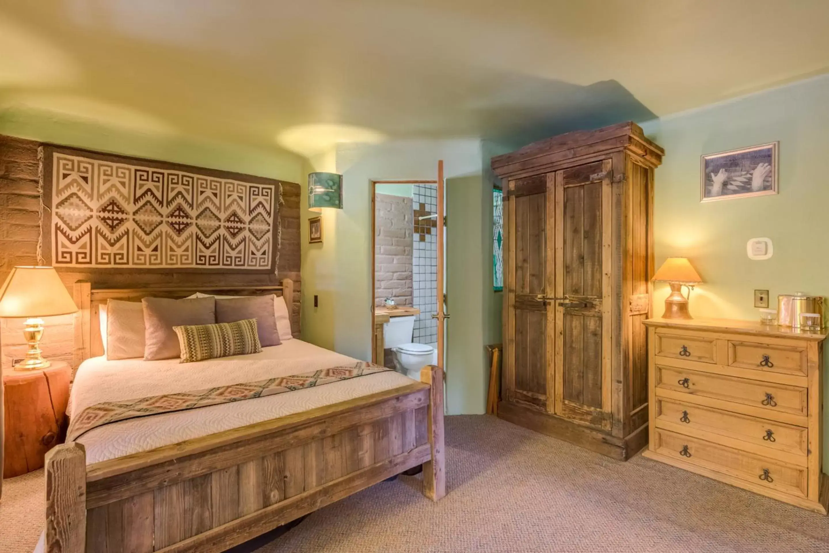 Bedroom, Bed in Chipeta Lodge Bedroom, Bed in Chipeta Lodge