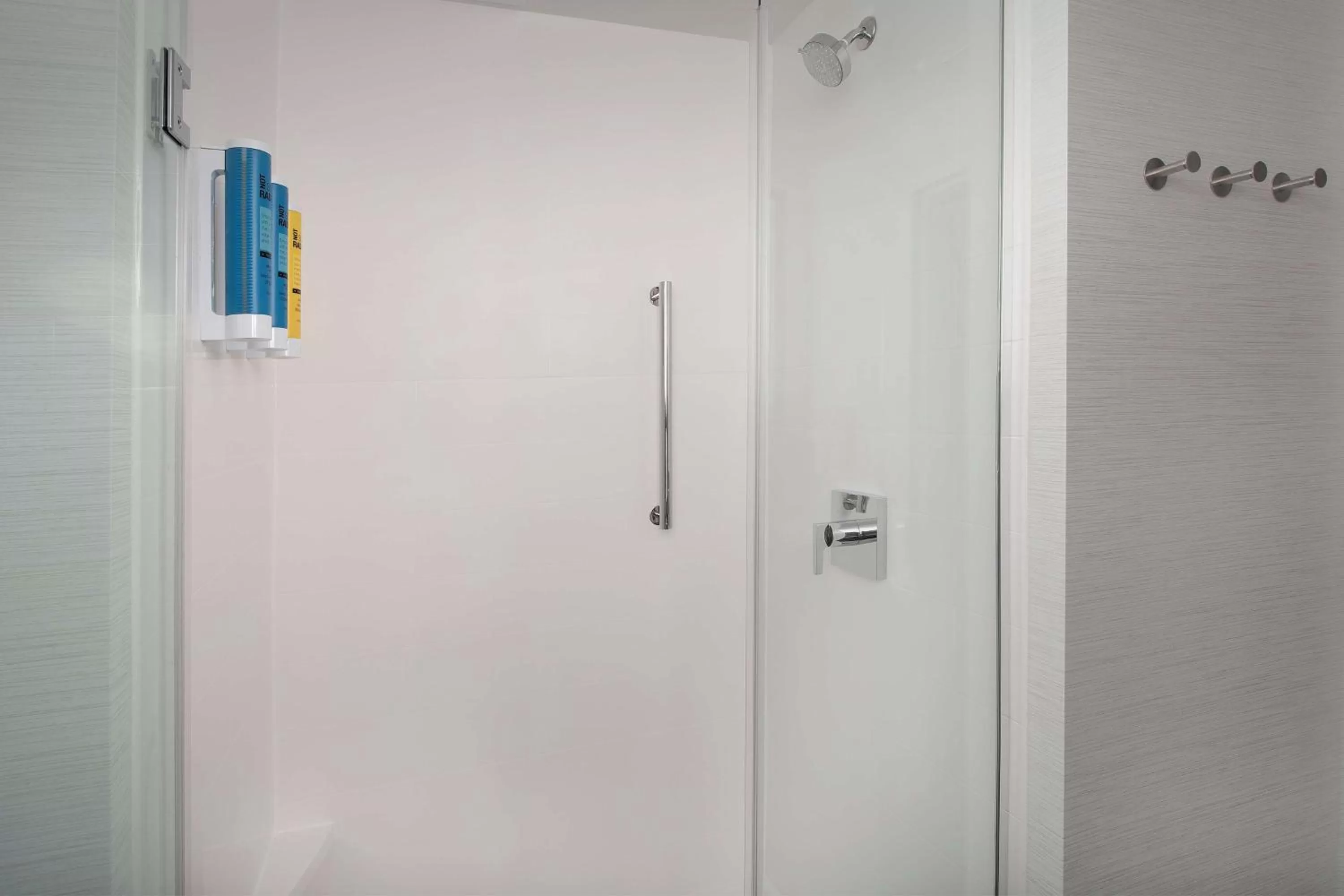 Bathroom in Tru By Hilton Orangeburg