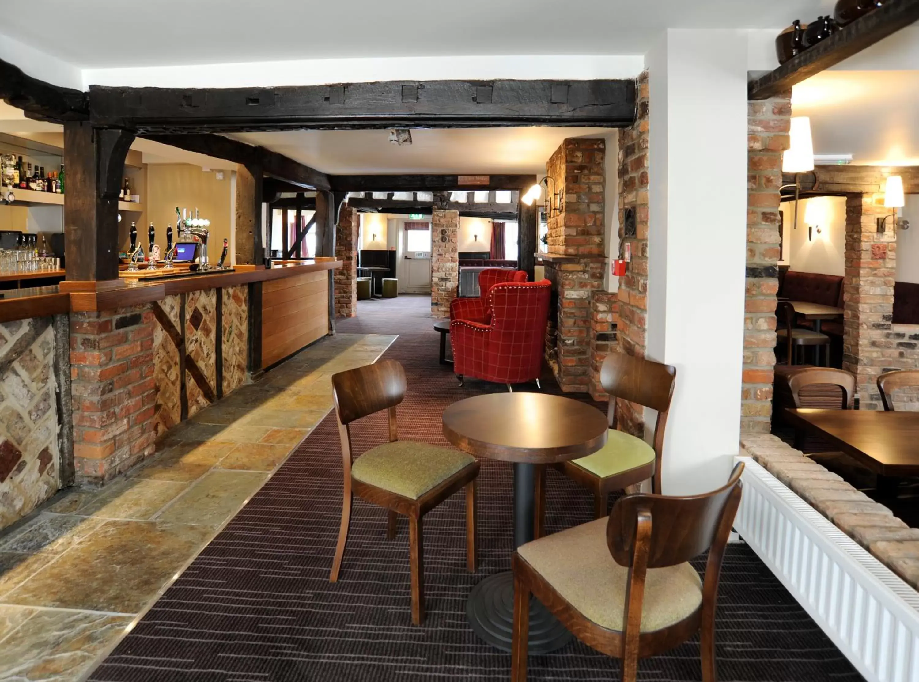 Restaurant/places to eat, Lounge/Bar in The Red Lion Hotel