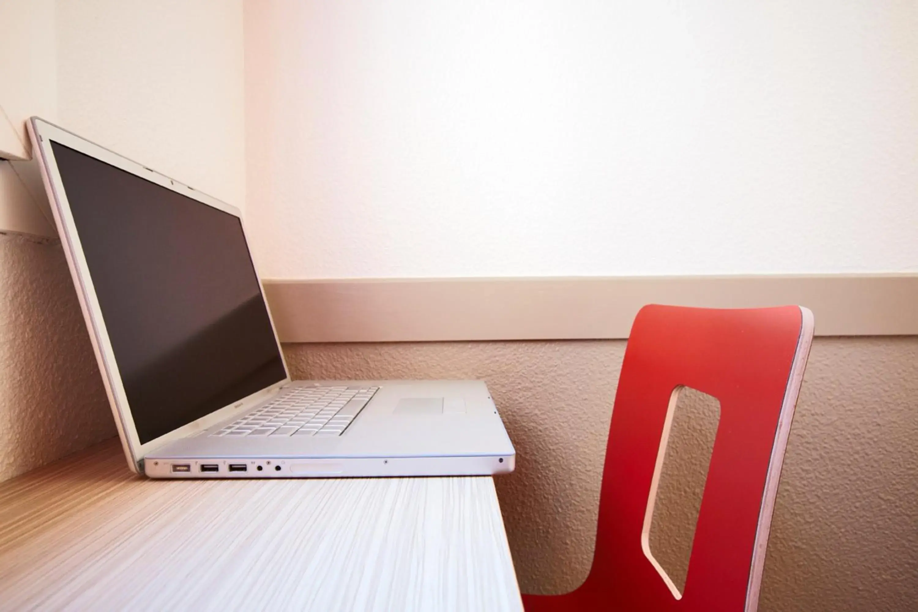 Bedroom in Première Classe Paris Ouest - Pont de Suresnes Bedroom in Première Classe Paris Ouest - Pont de Suresnes